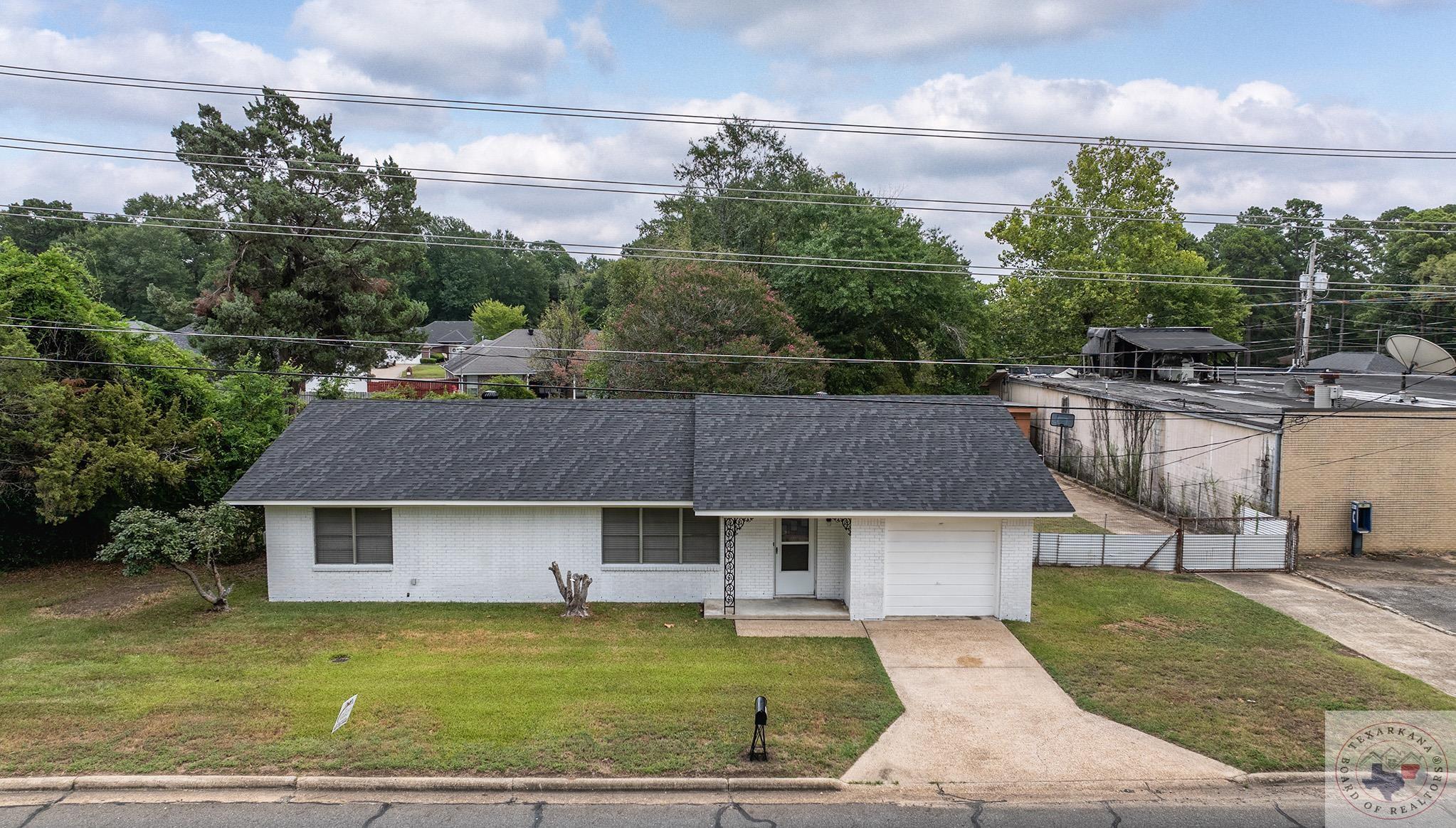 2406 Jefferson Ave