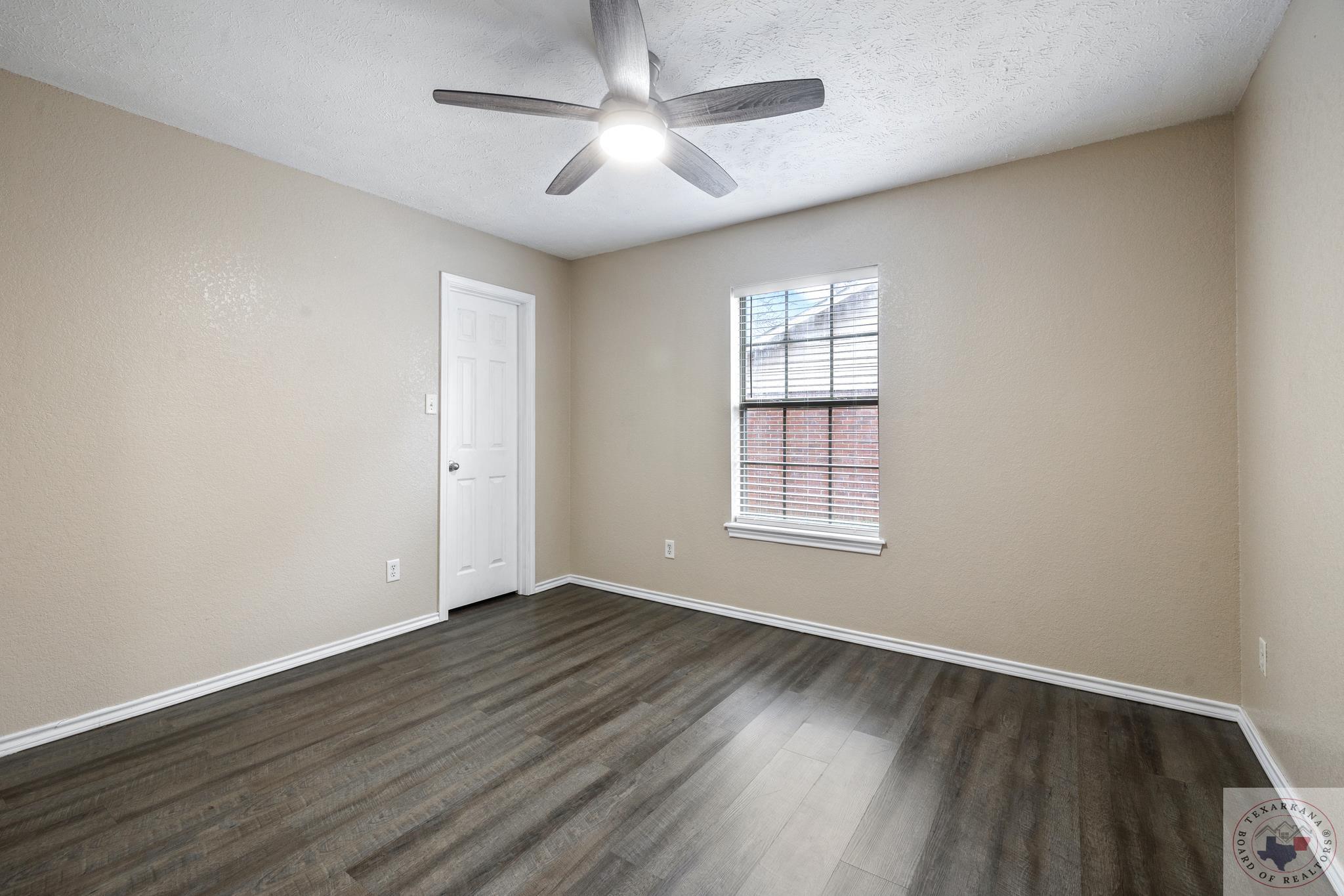 318 E 41st