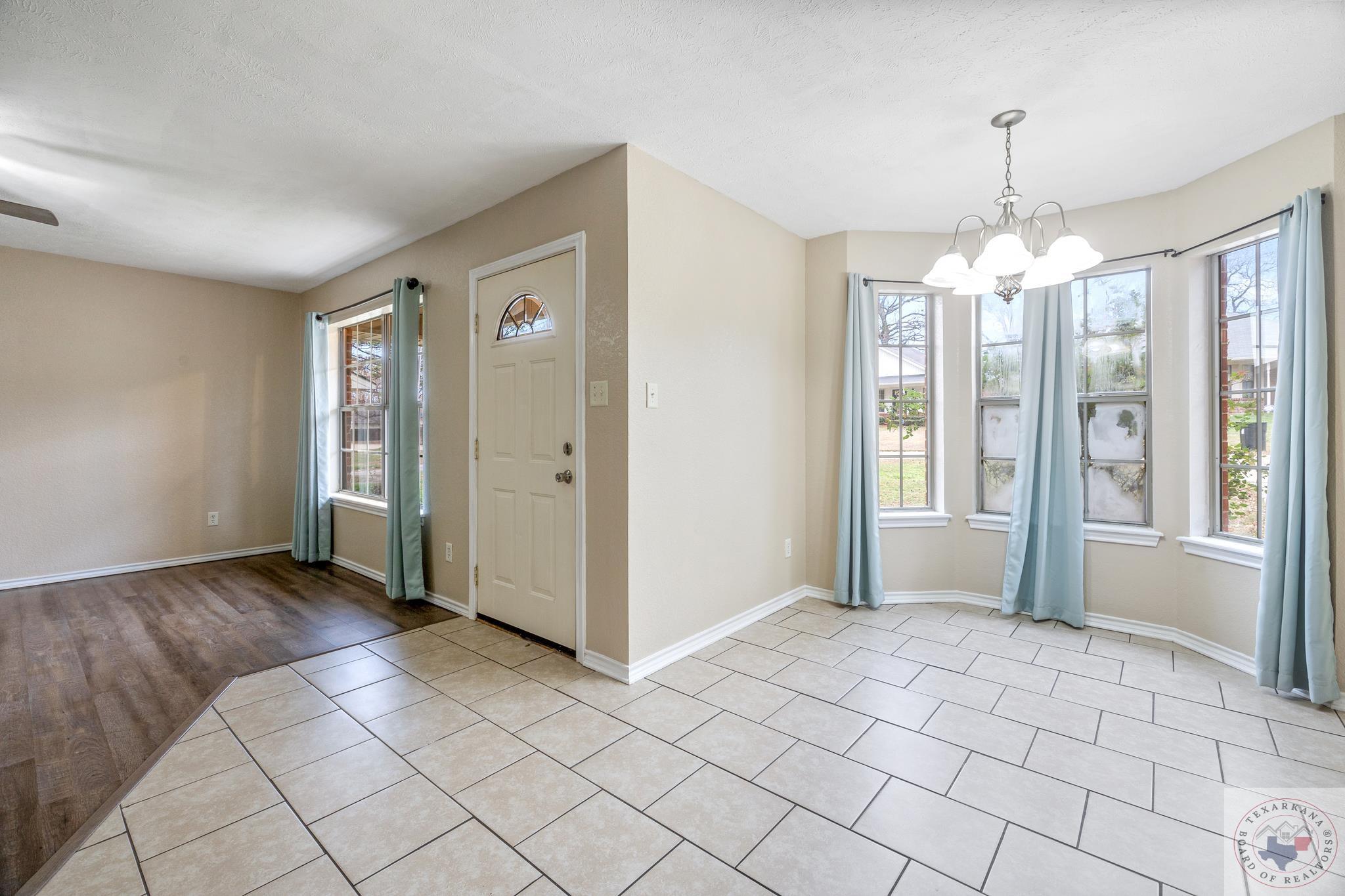318 E 41st