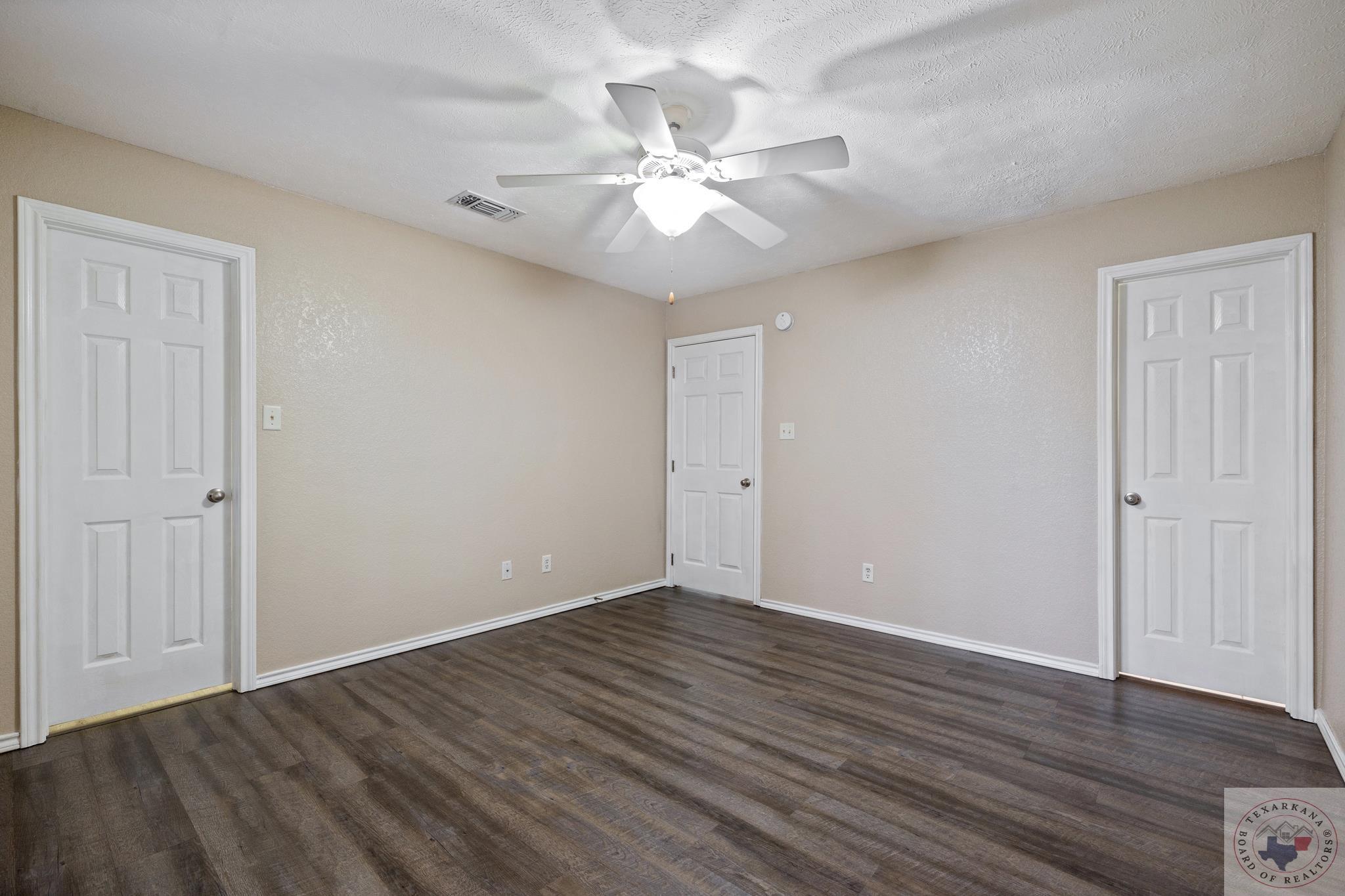 318 E 41st