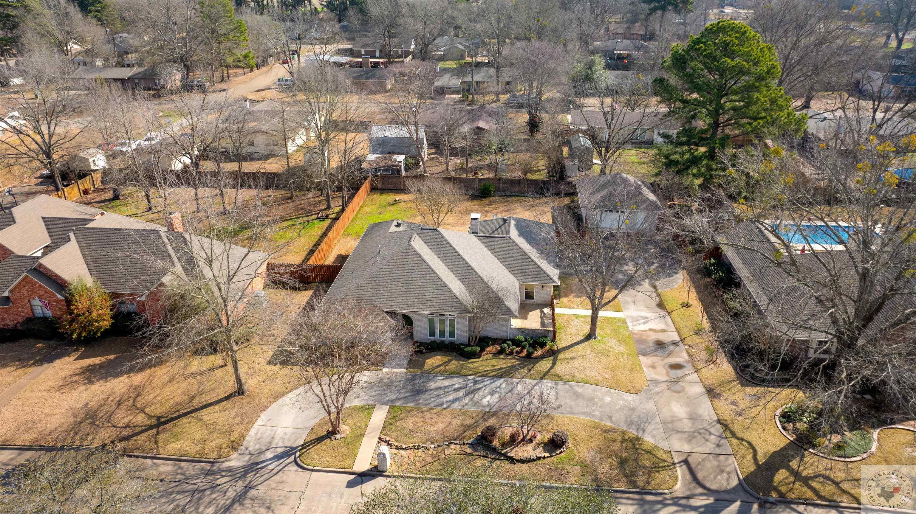 5608 Stoneridge Dr