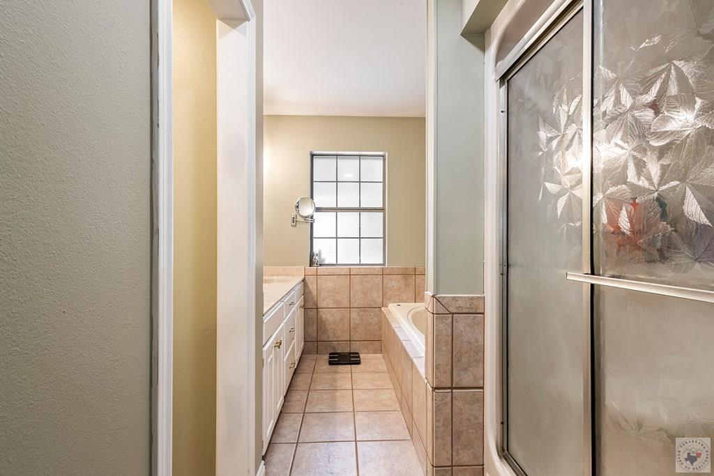 72 Three Oak Rd