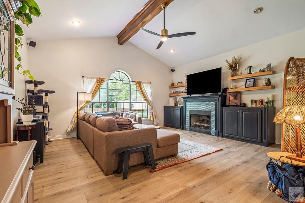 72 Three Oak Rd
