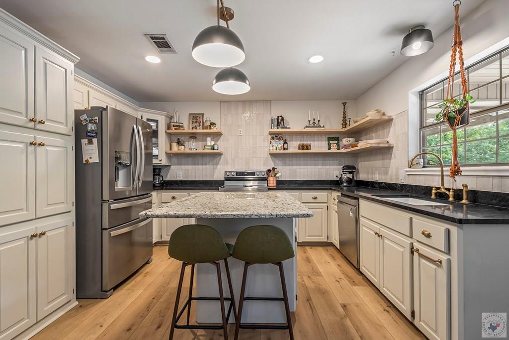 72 Three Oak Rd