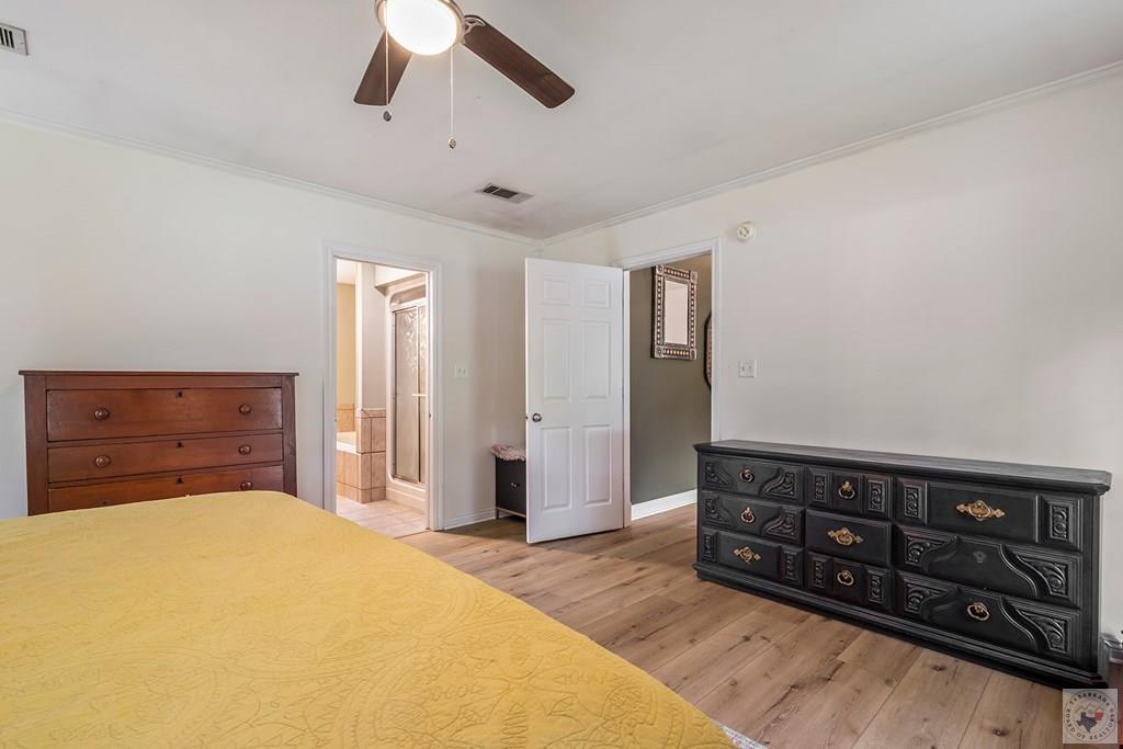 72 Three Oak Rd