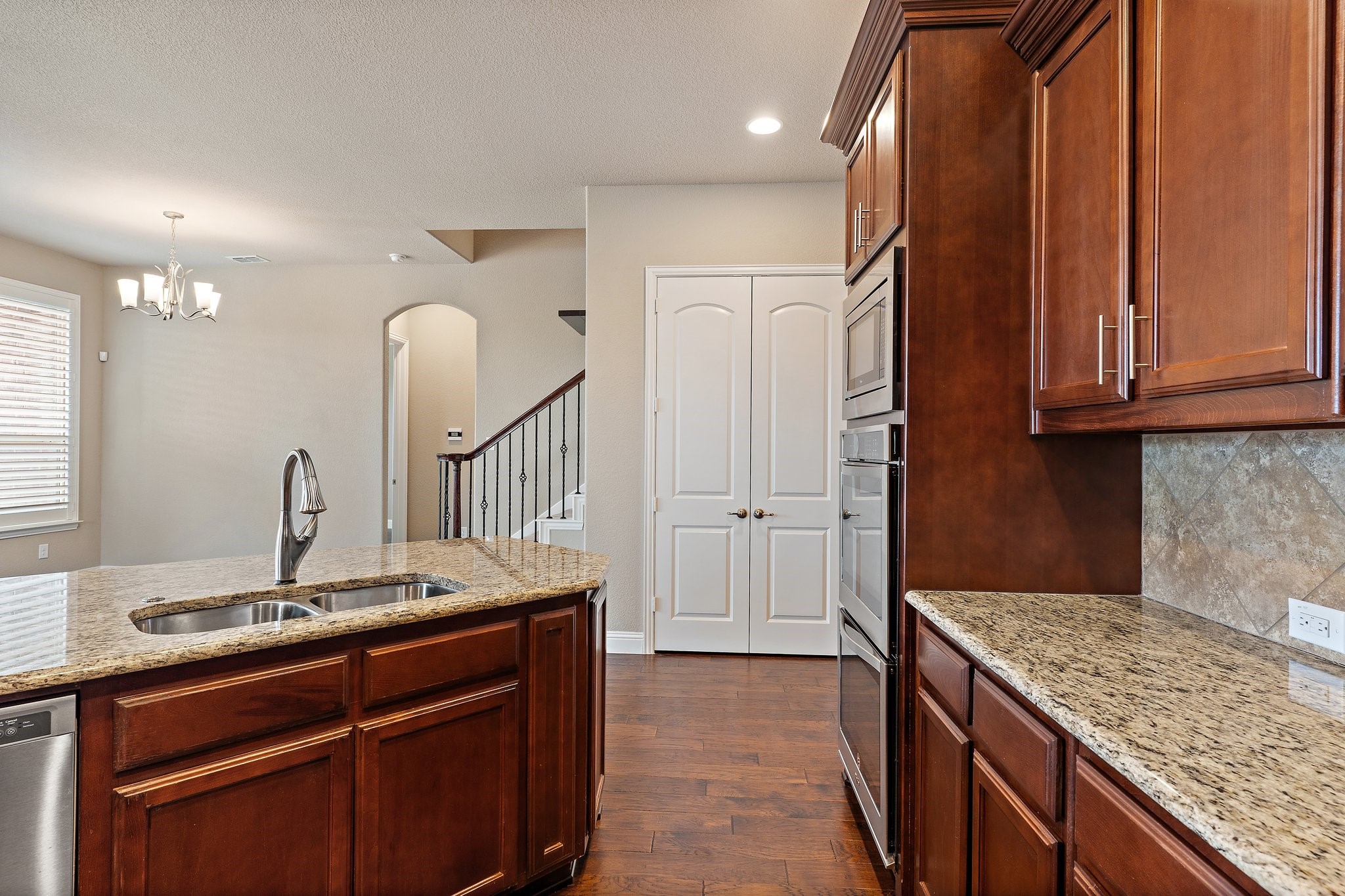 1912 Brown Stone Drive