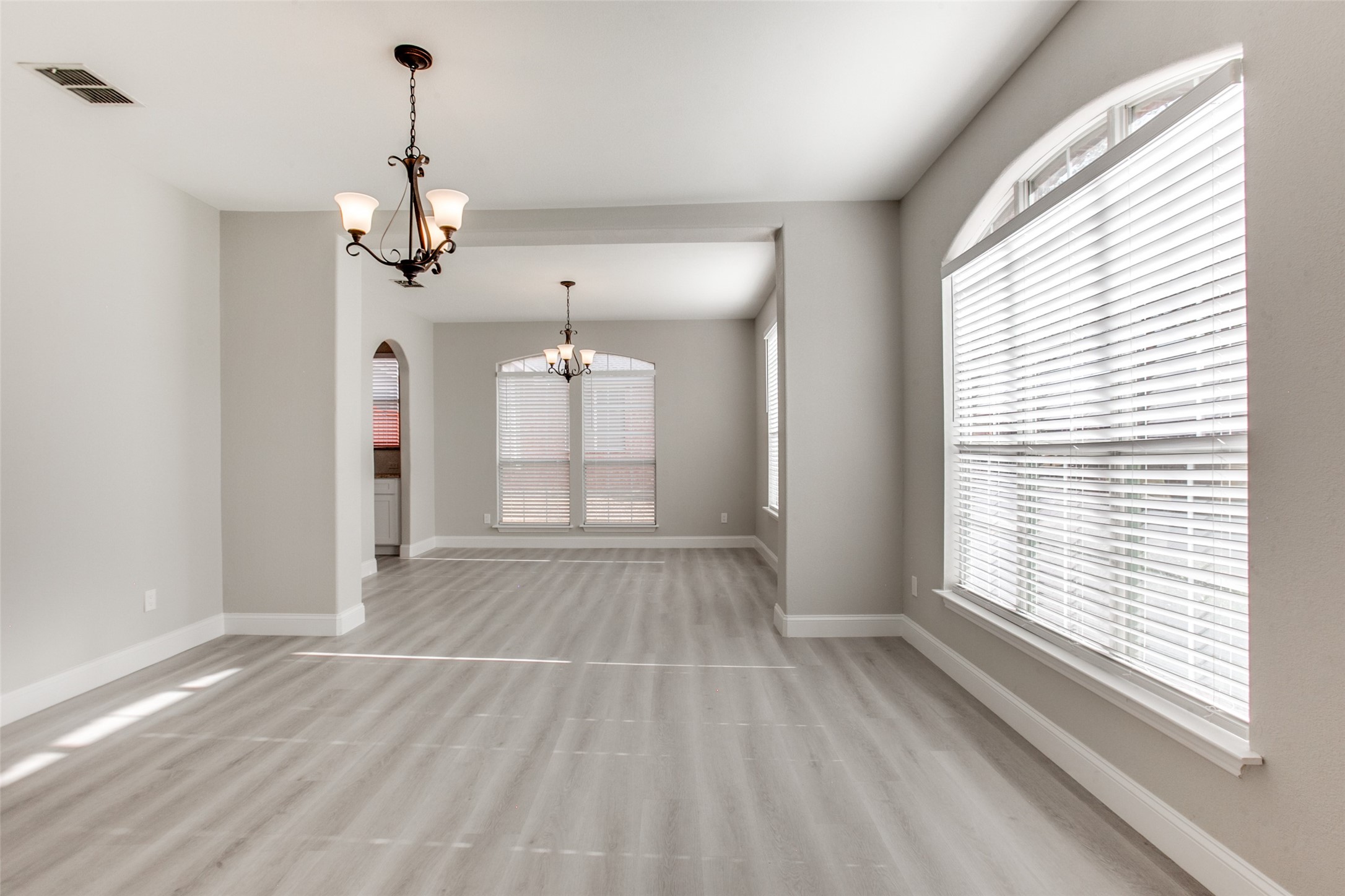 1701 Shadow Brook Trail