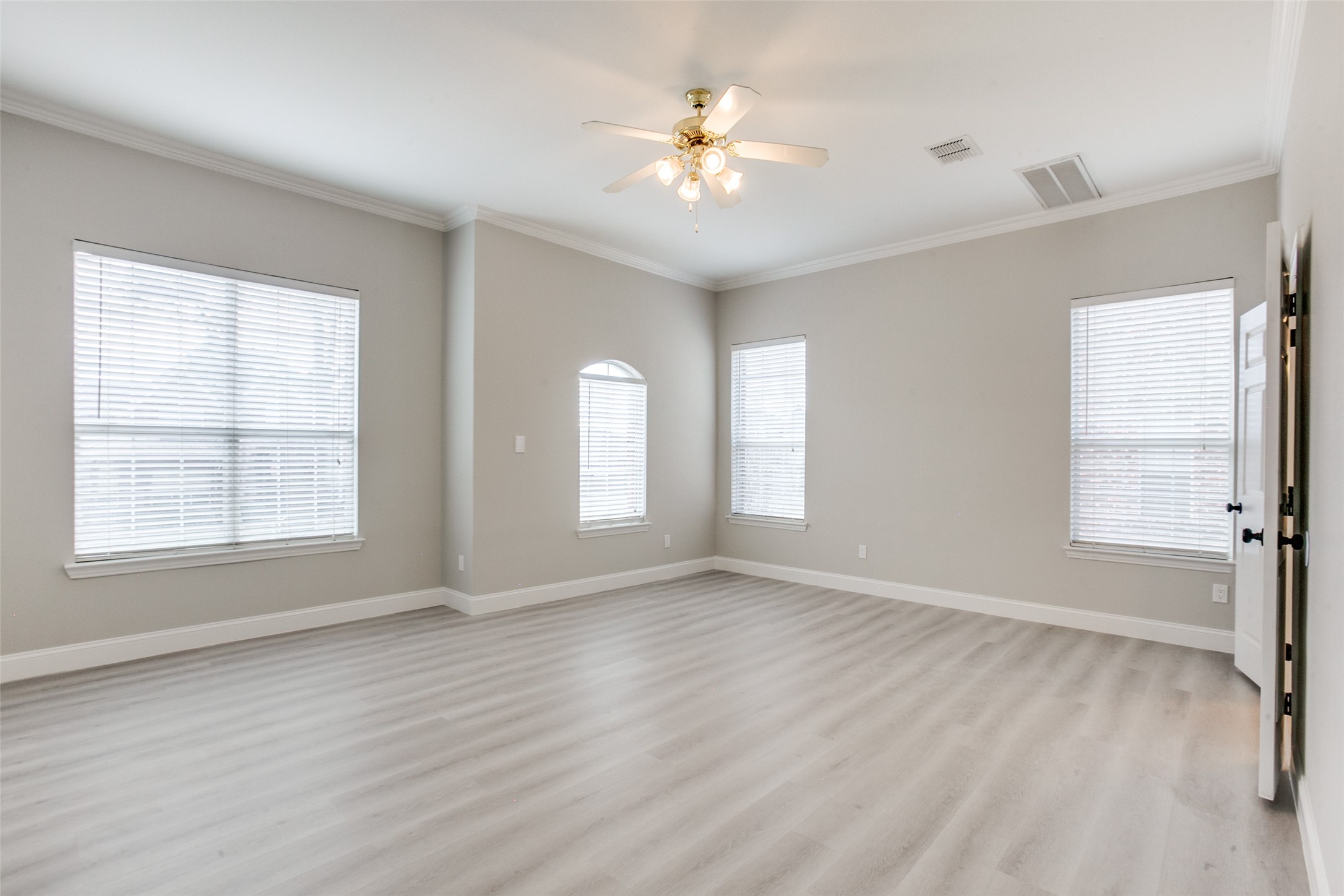 1701 Shadow Brook Trail