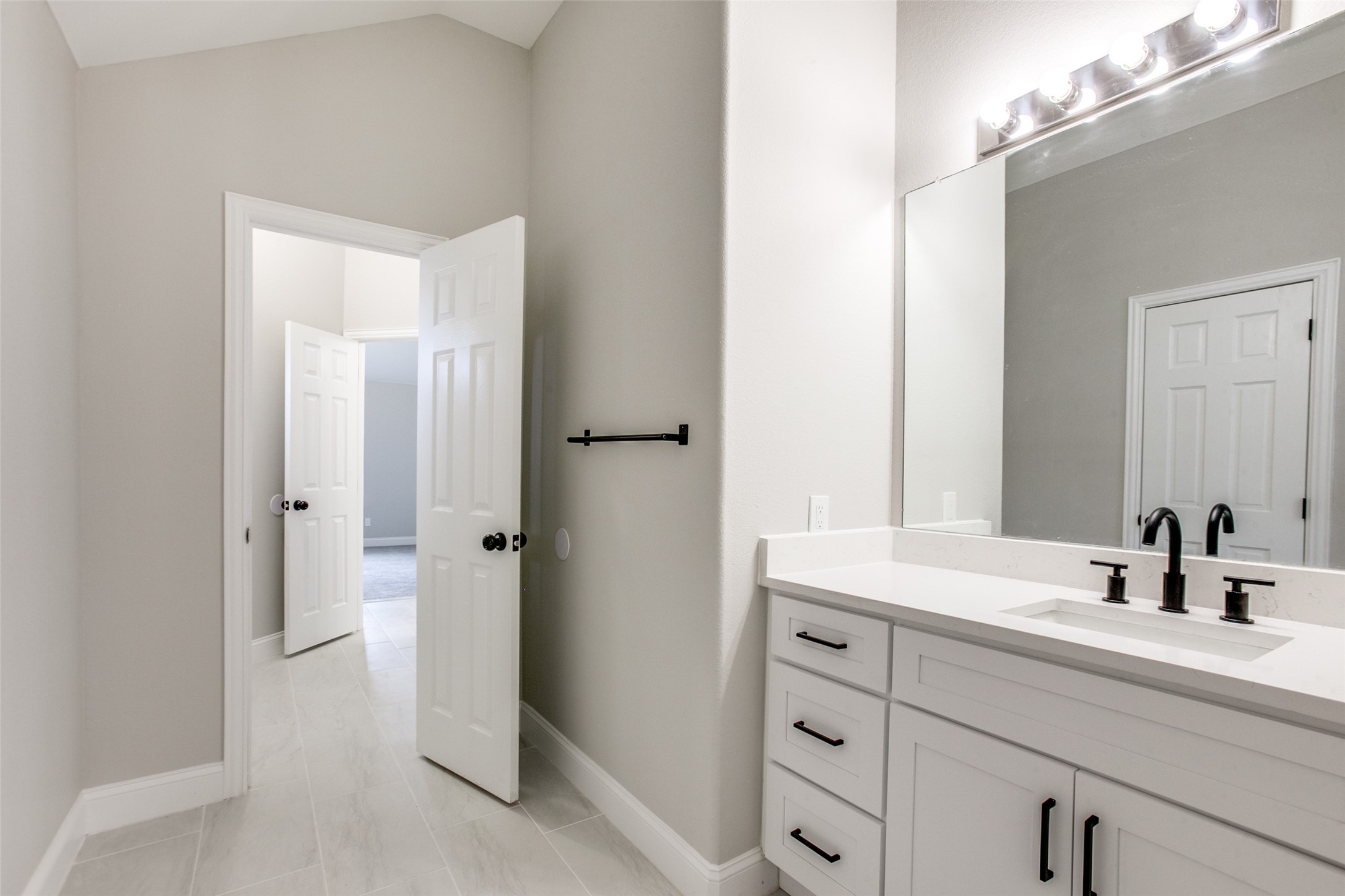 1701 Shadow Brook Trail