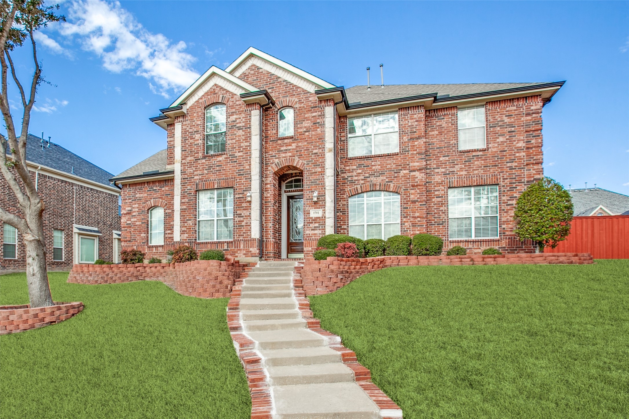 1701 Shadow Brook Trail