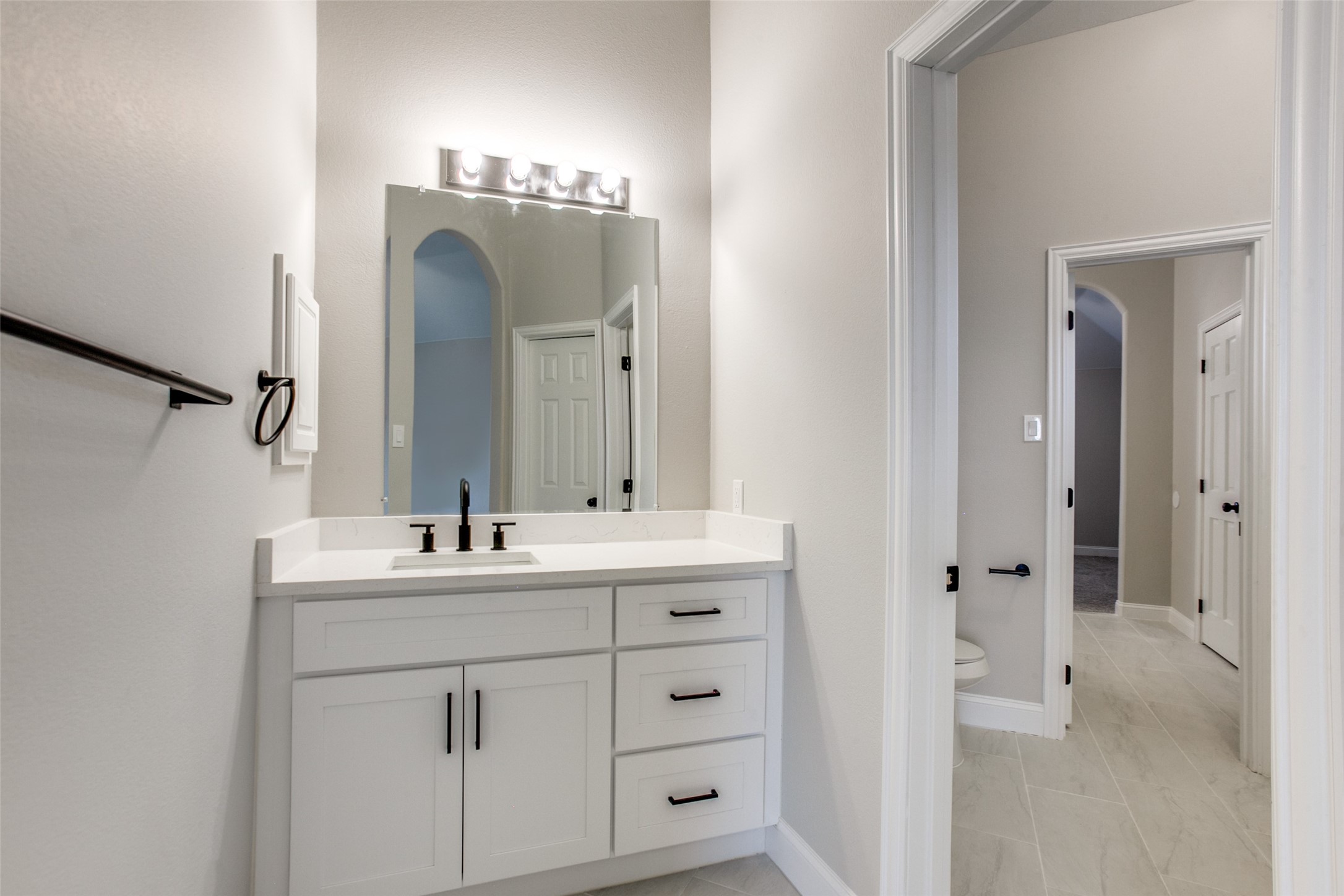1701 Shadow Brook Trail