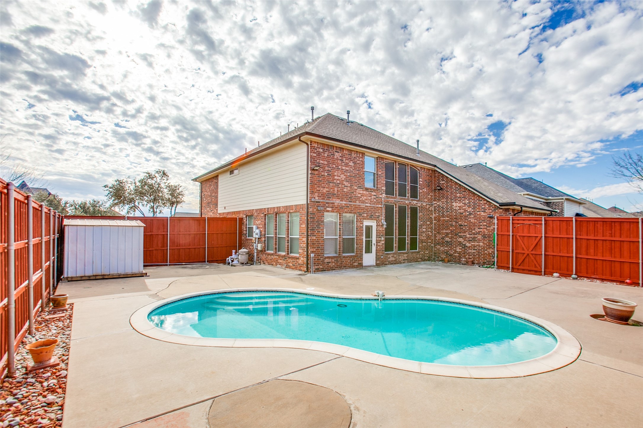 1701 Shadow Brook Trail