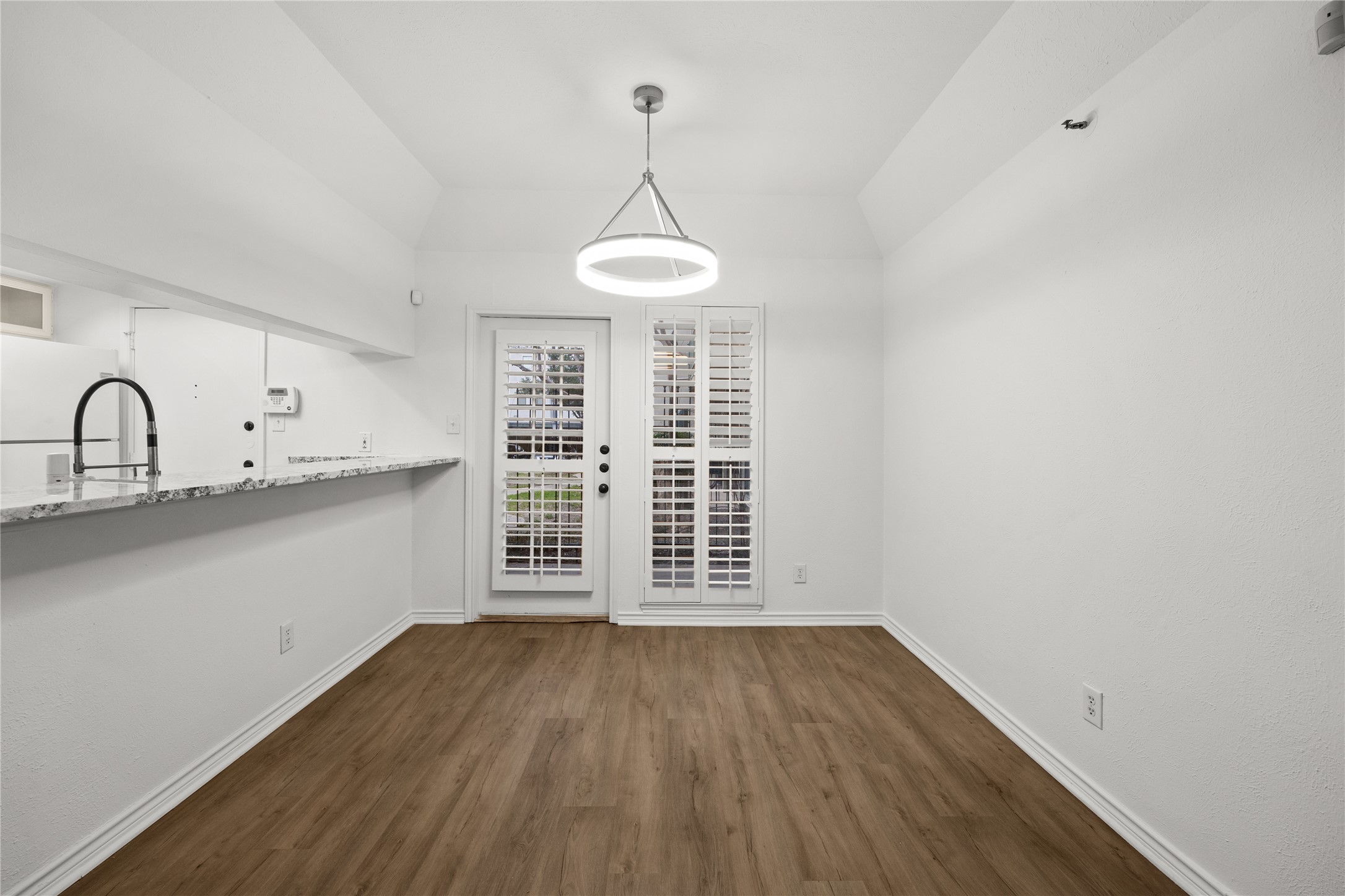 3105 San Jacinto 118