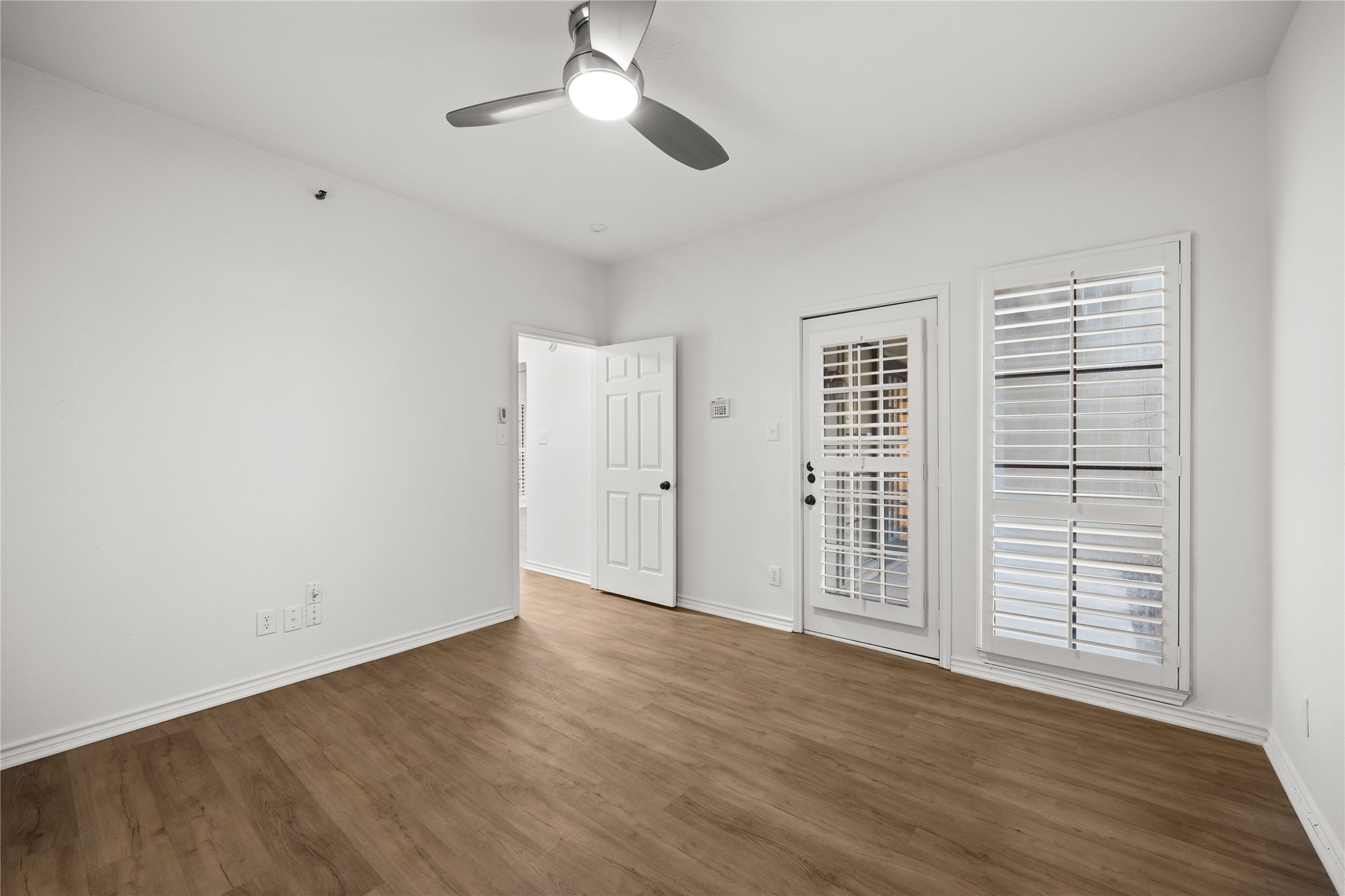 3105 San Jacinto 118