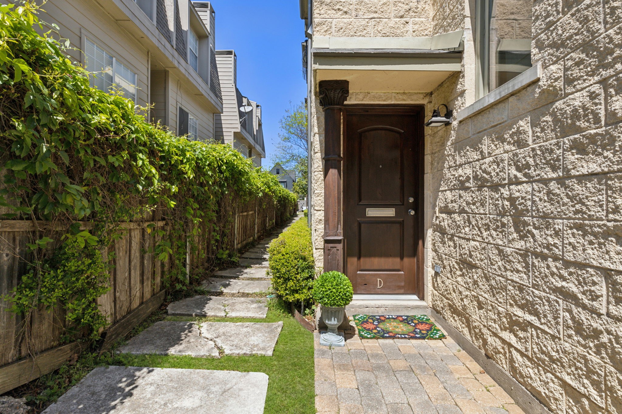 3321 Rosedale Avenue 4