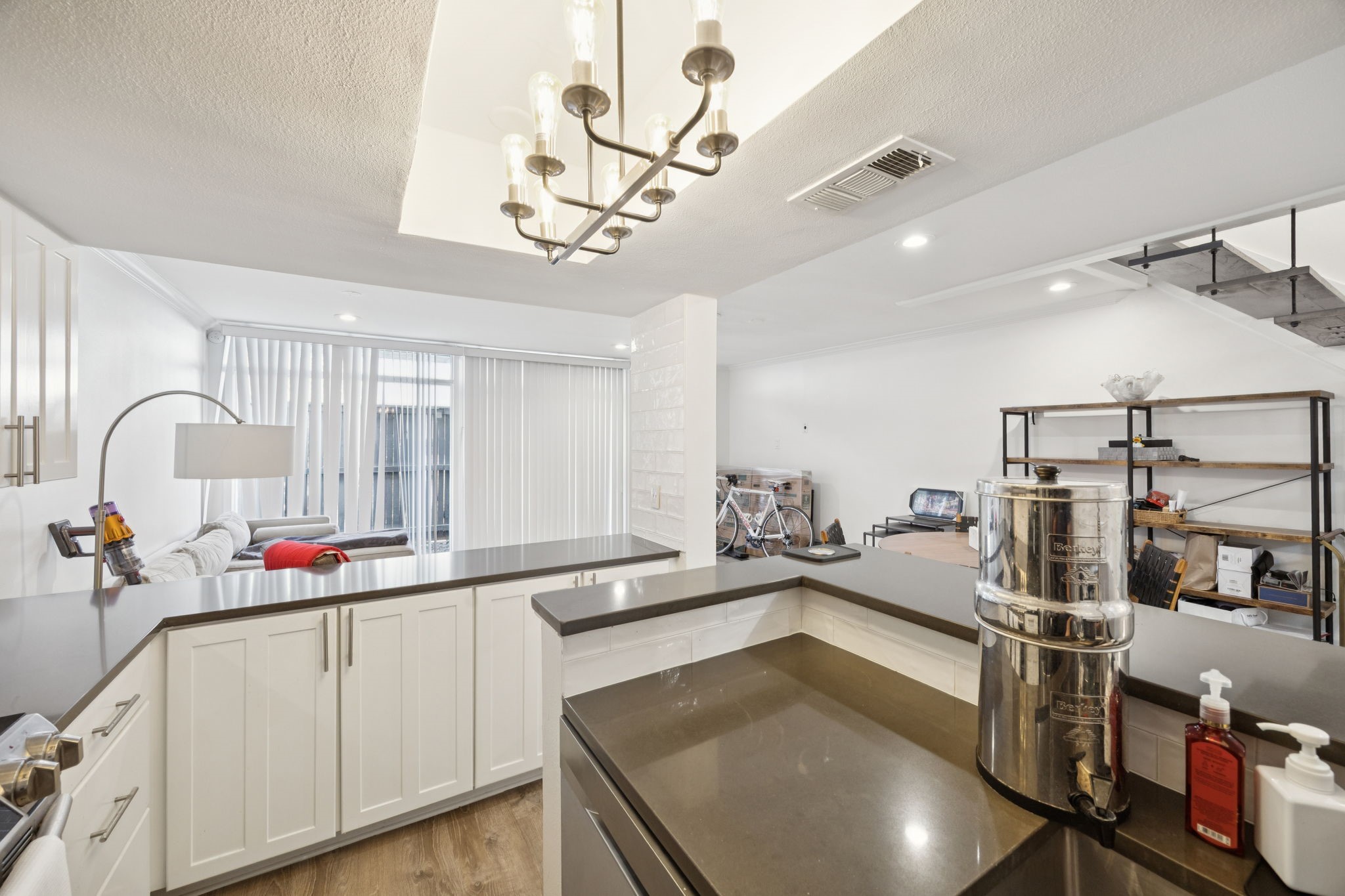 3321 Cole Avenue 116