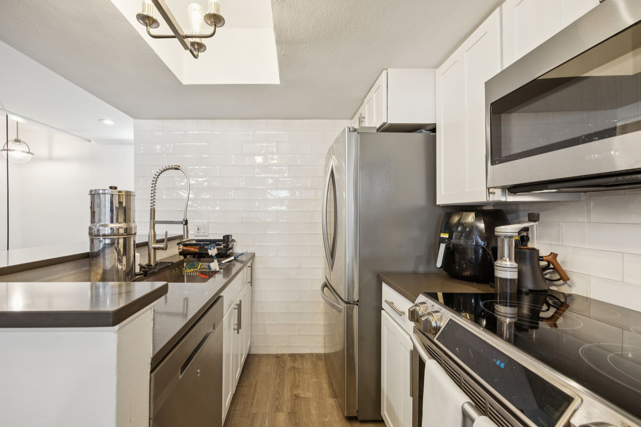 3321 Cole Avenue 116