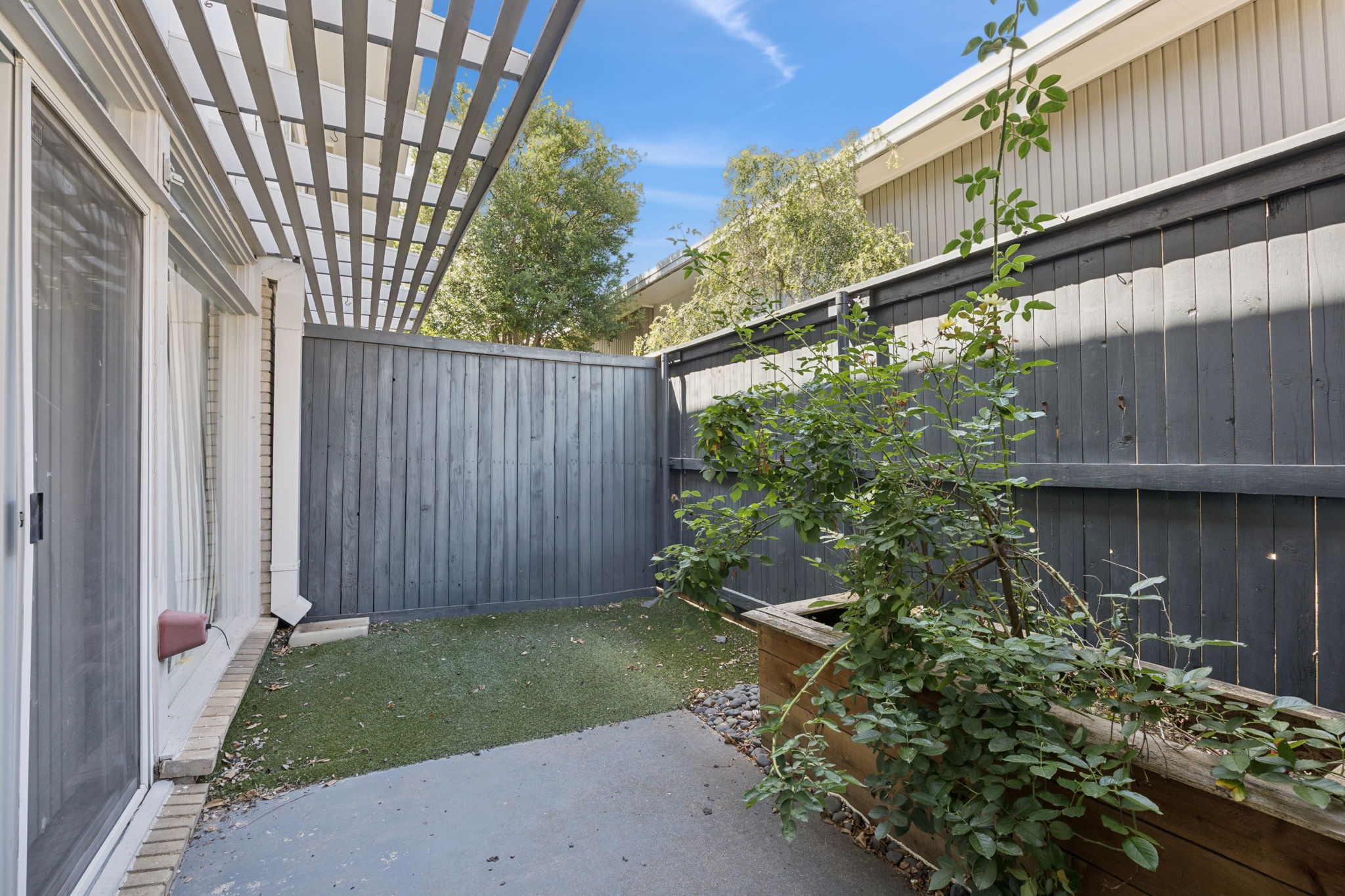 3321 Cole Avenue 116