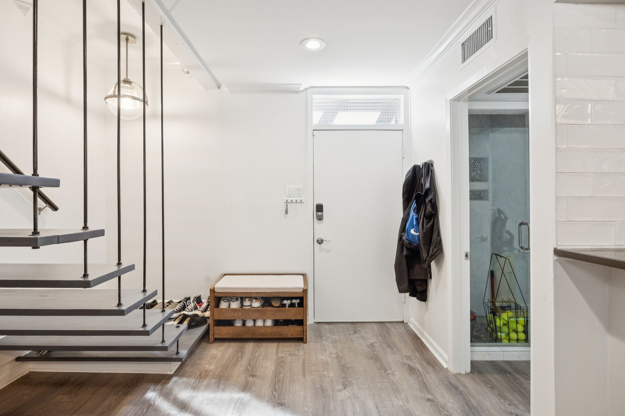 3321 Cole Avenue 116