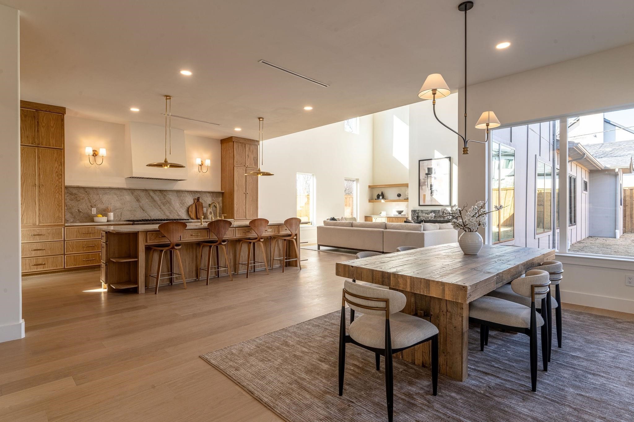 3761 Seguin Drive