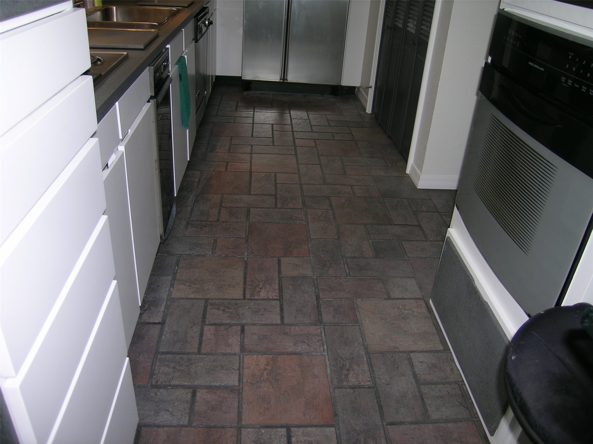 6157 PROSPECT Avenue