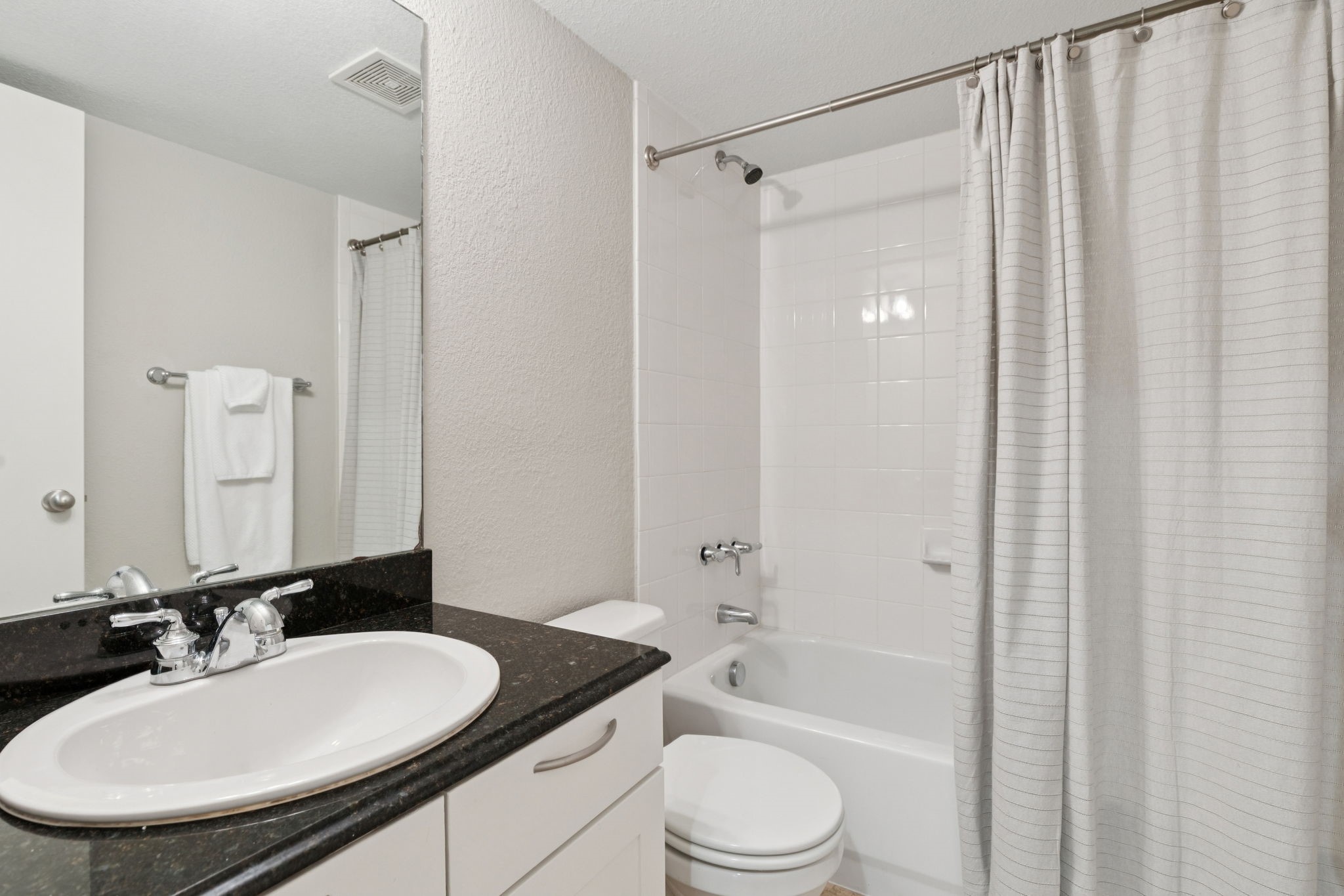 3321 Rosedale Avenue 4