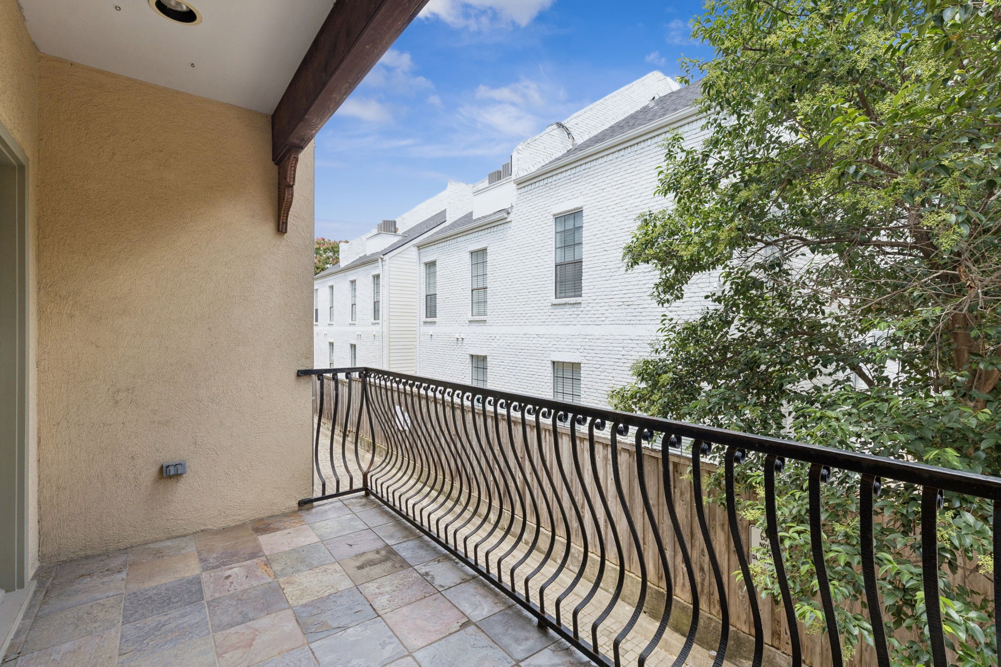 3321 Rosedale Avenue 4