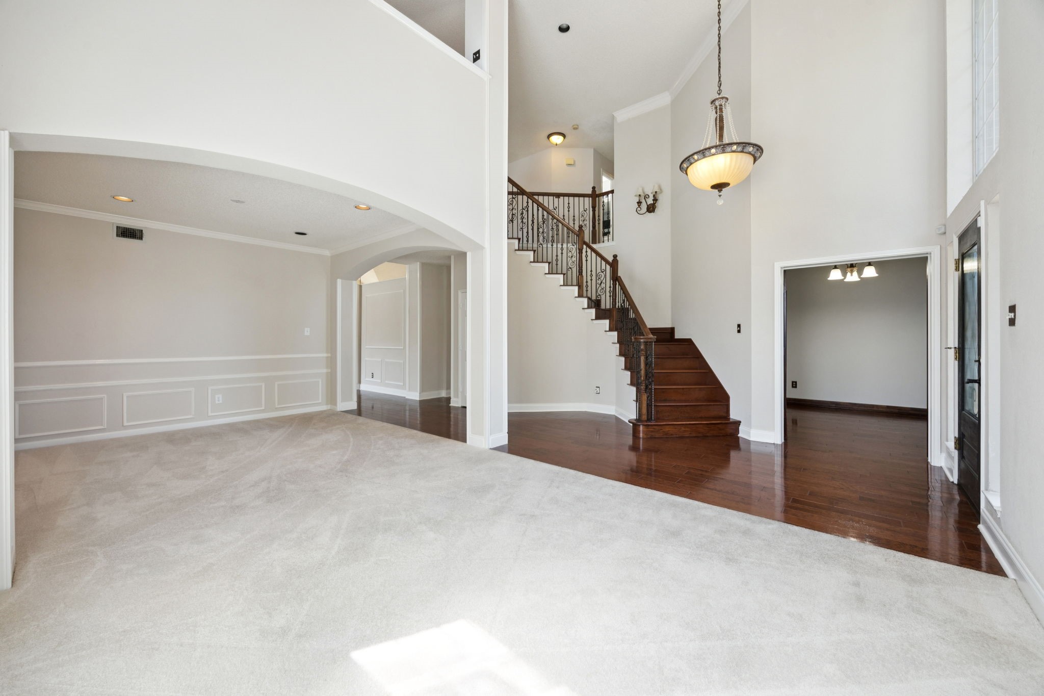 7300 Hobart Circle