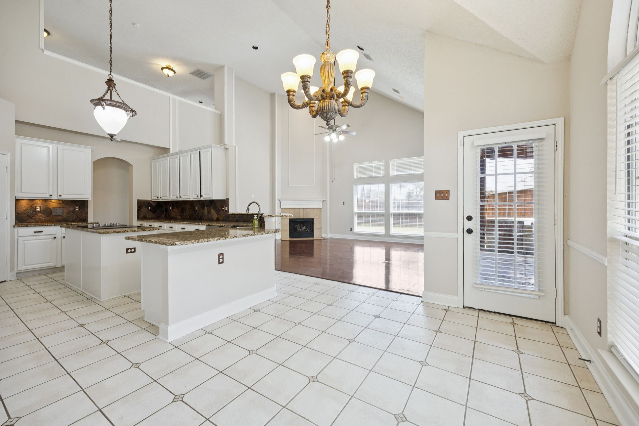 7300 Hobart Circle
