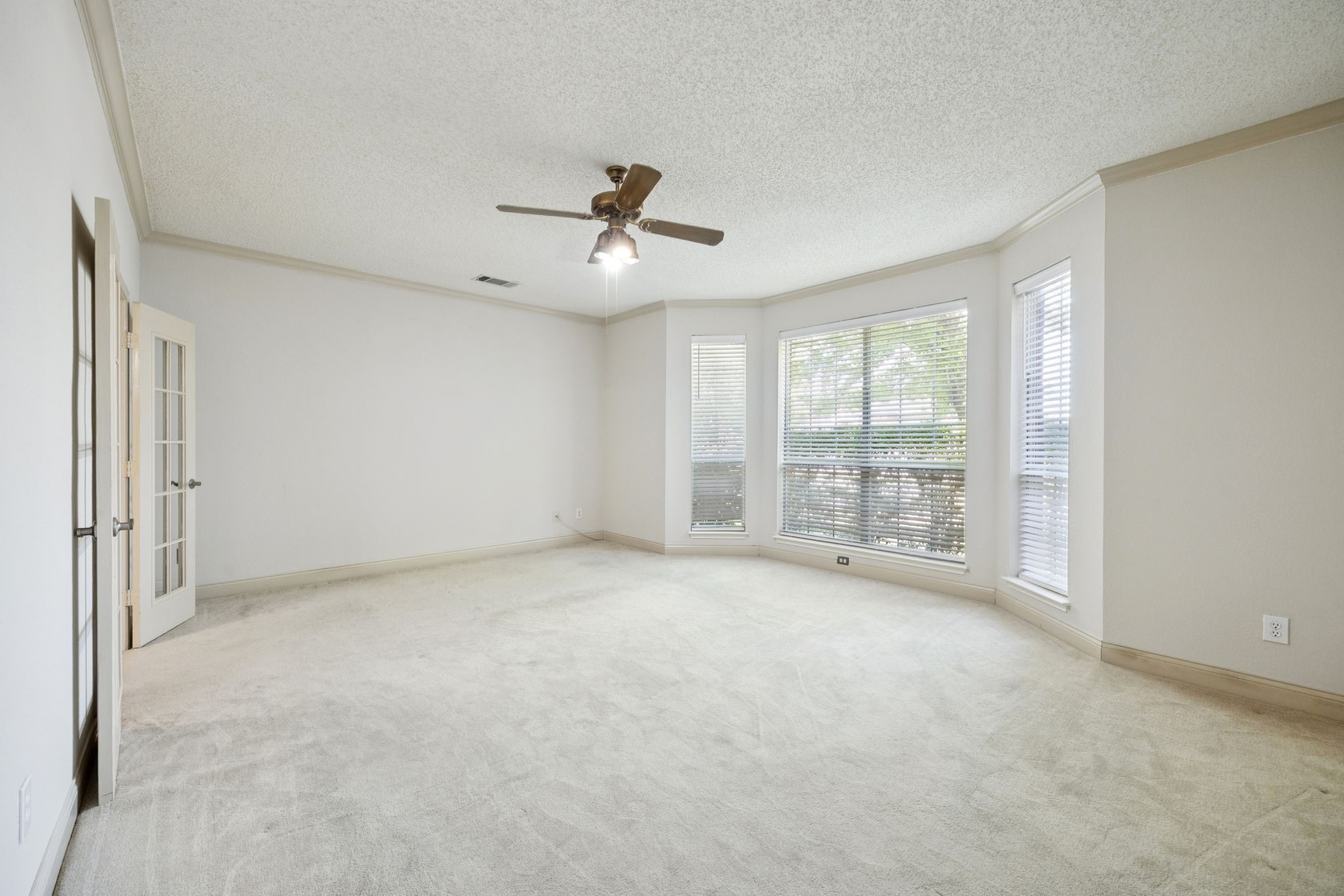 7300 Hobart Circle