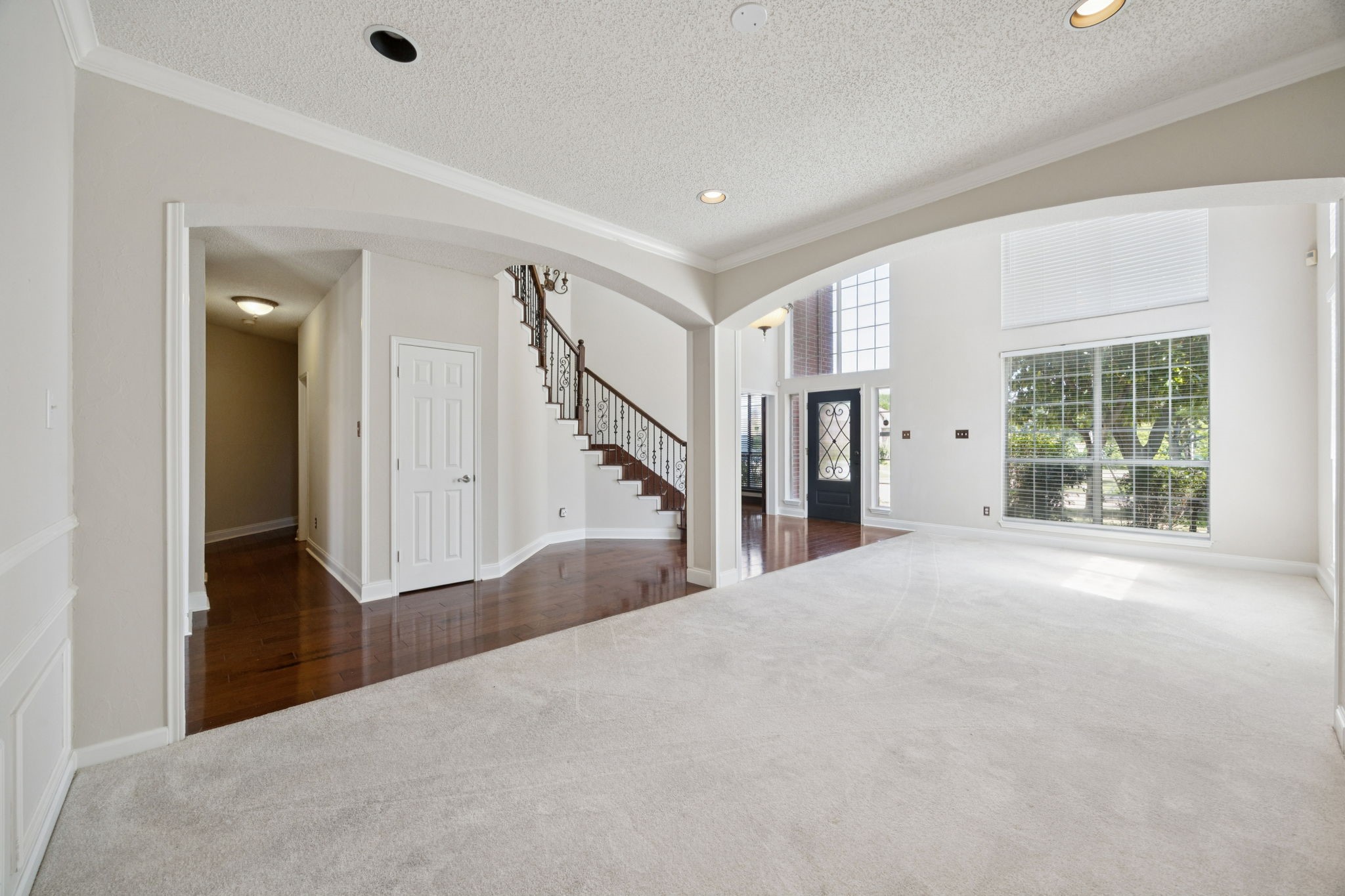 7300 Hobart Circle