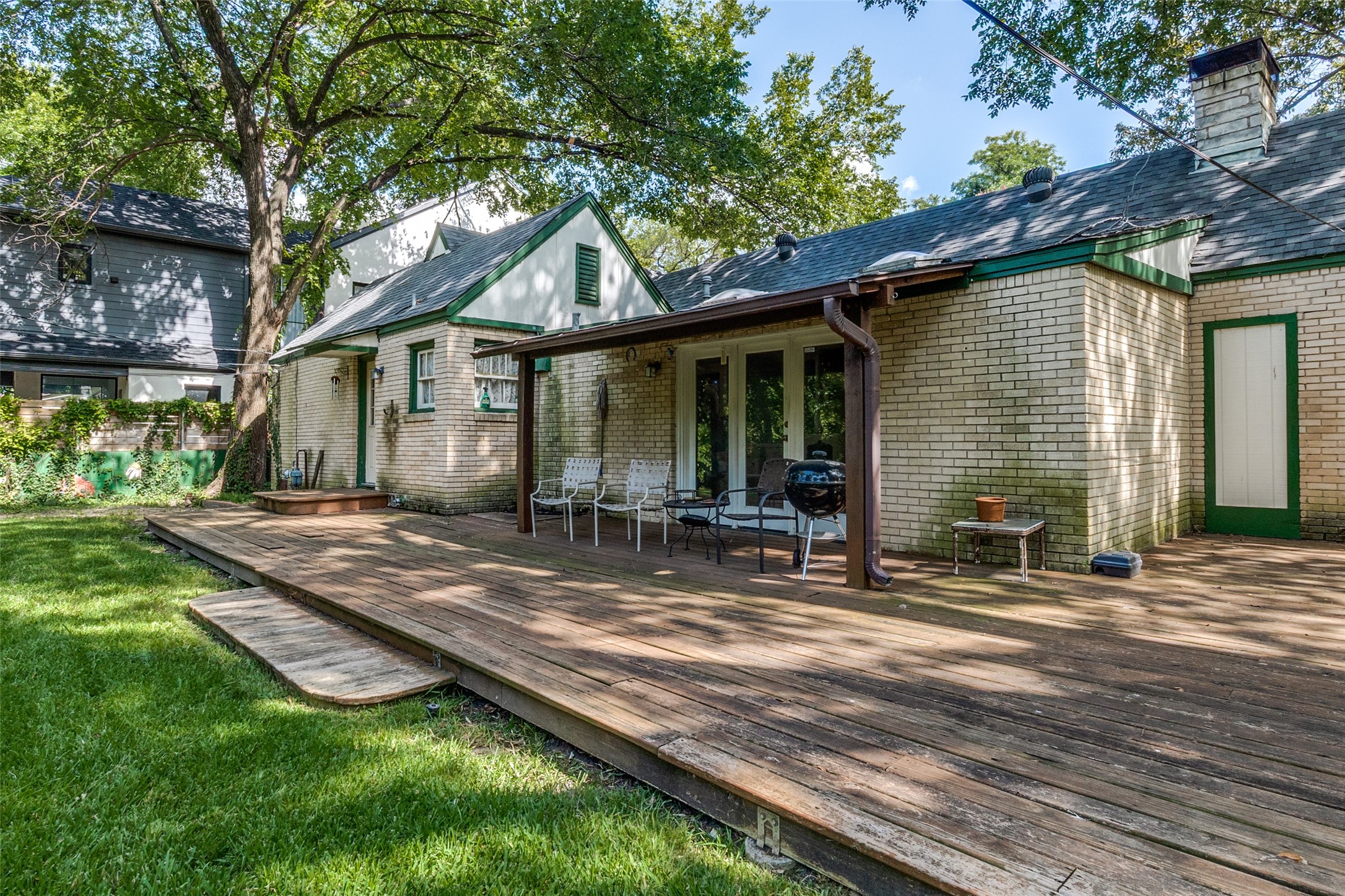 6903 Pasadena Avenue