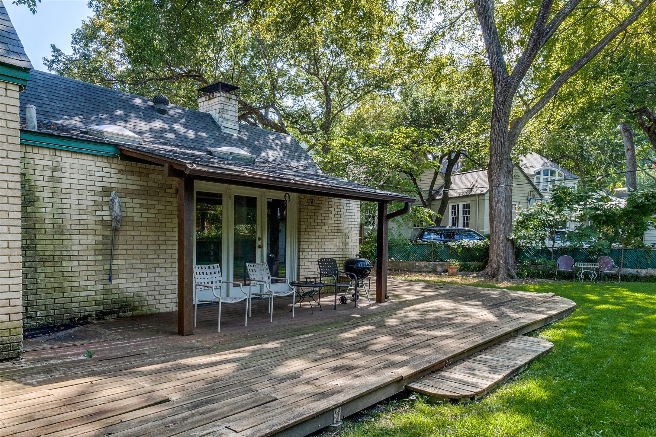 6903 Pasadena Avenue