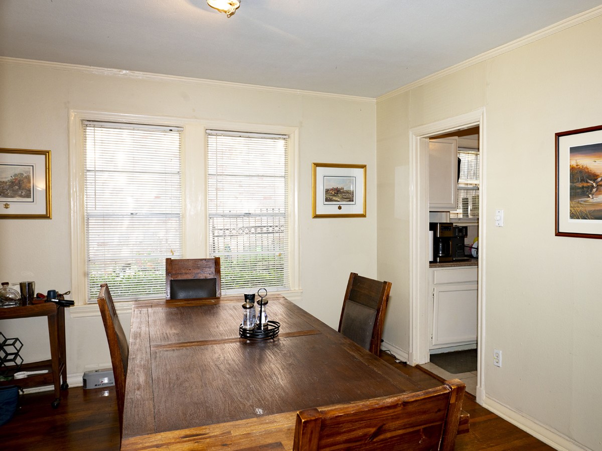 6250 Palo Pinto Avenue