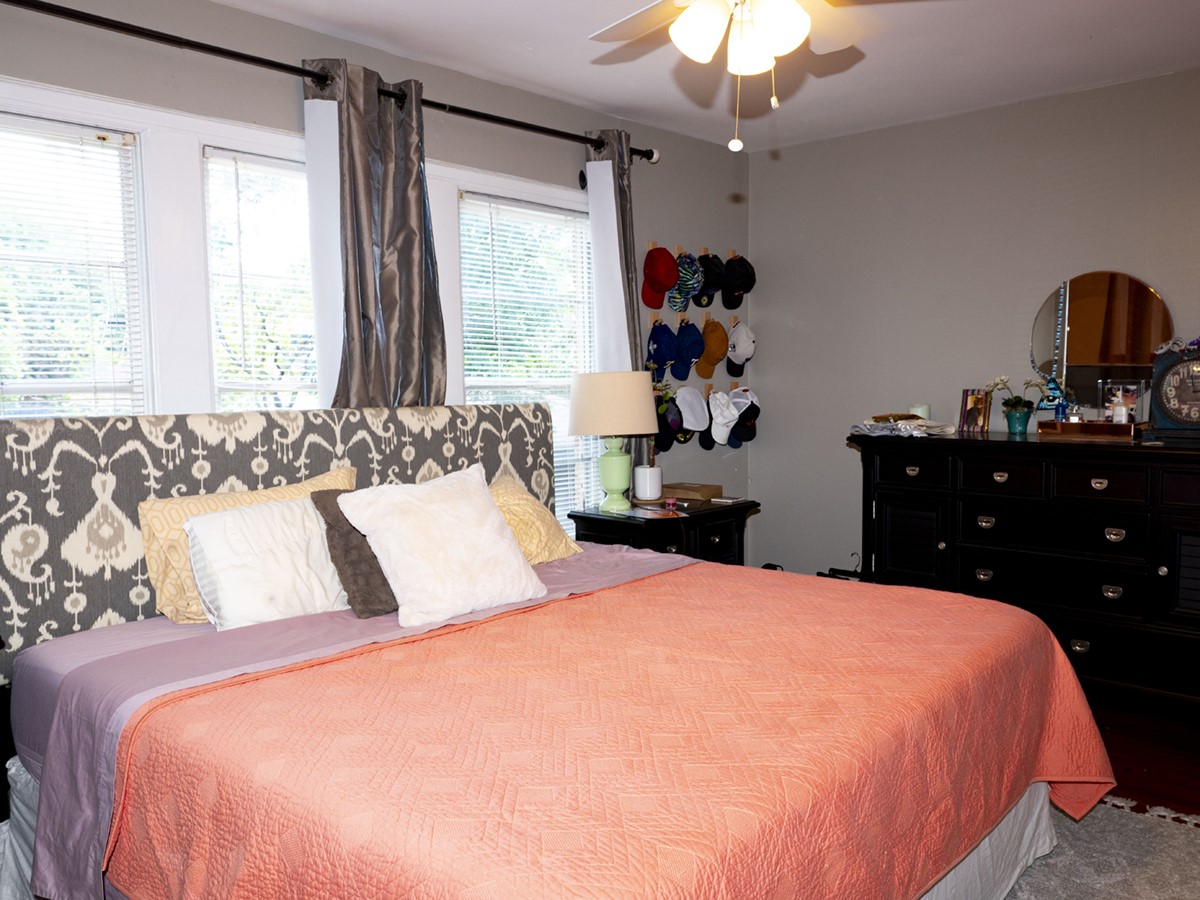 6250 Palo Pinto Avenue