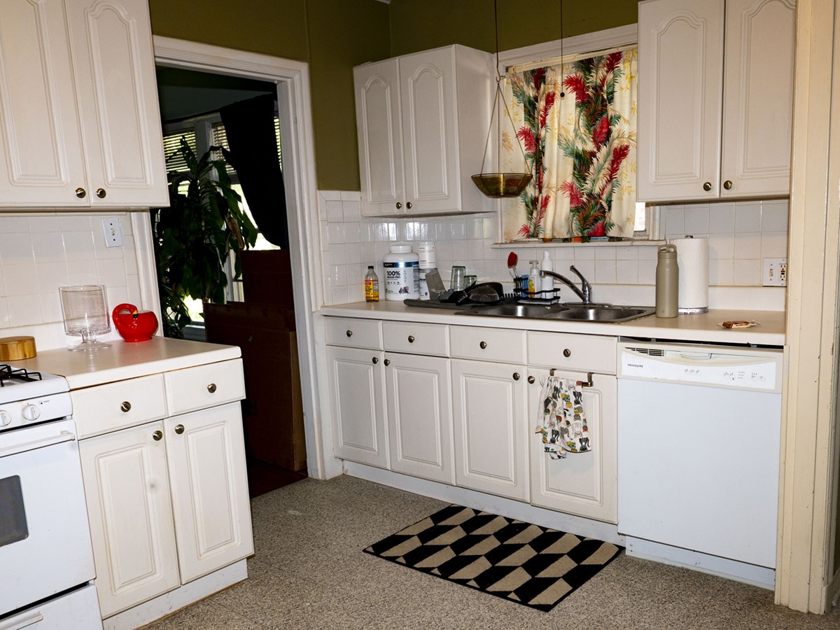 6250 Palo Pinto Avenue