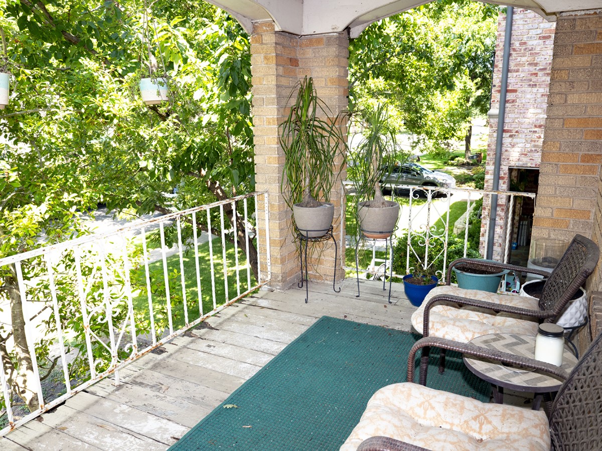 6250 Palo Pinto Avenue