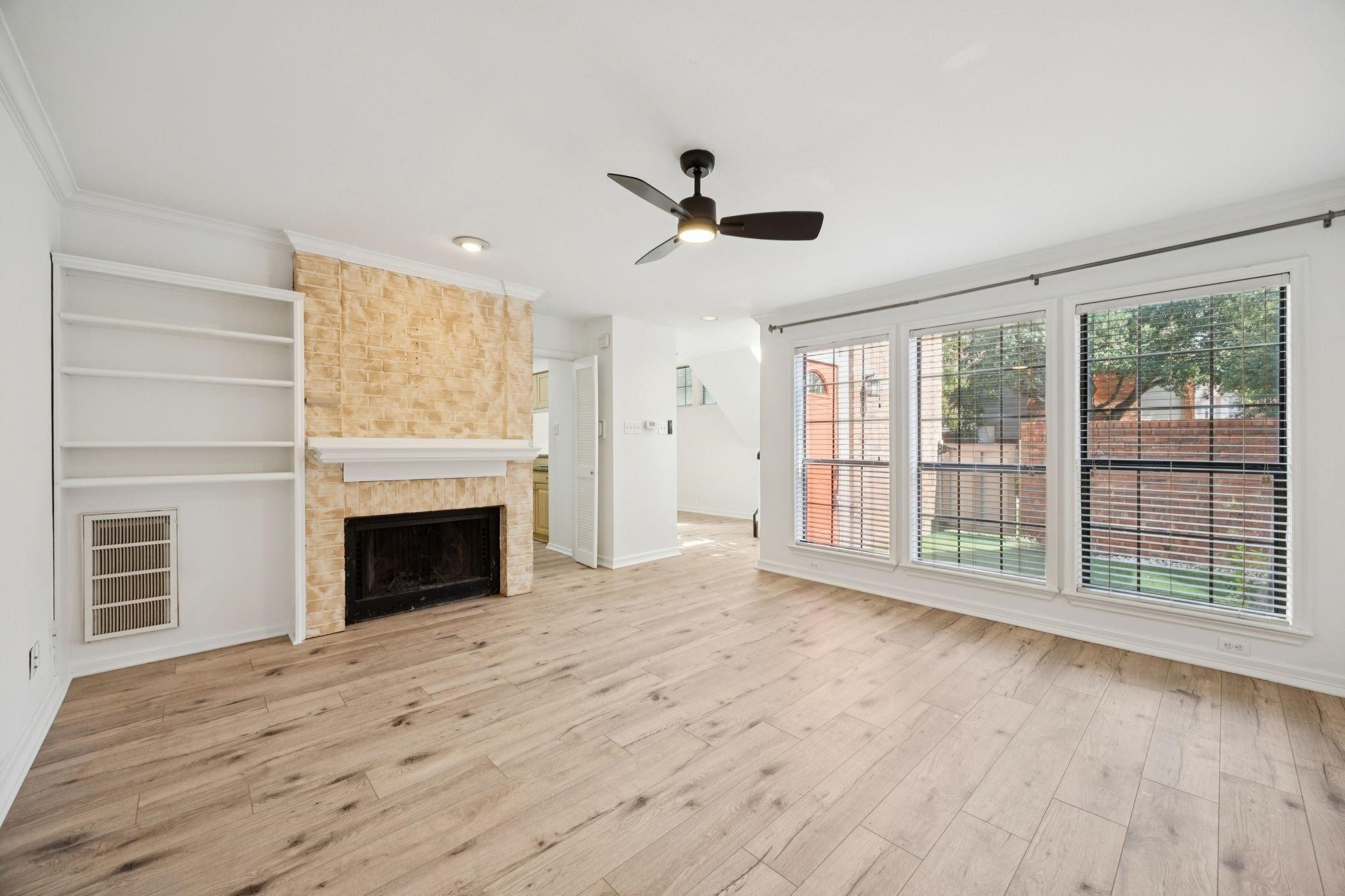 18240 Midway Road 904