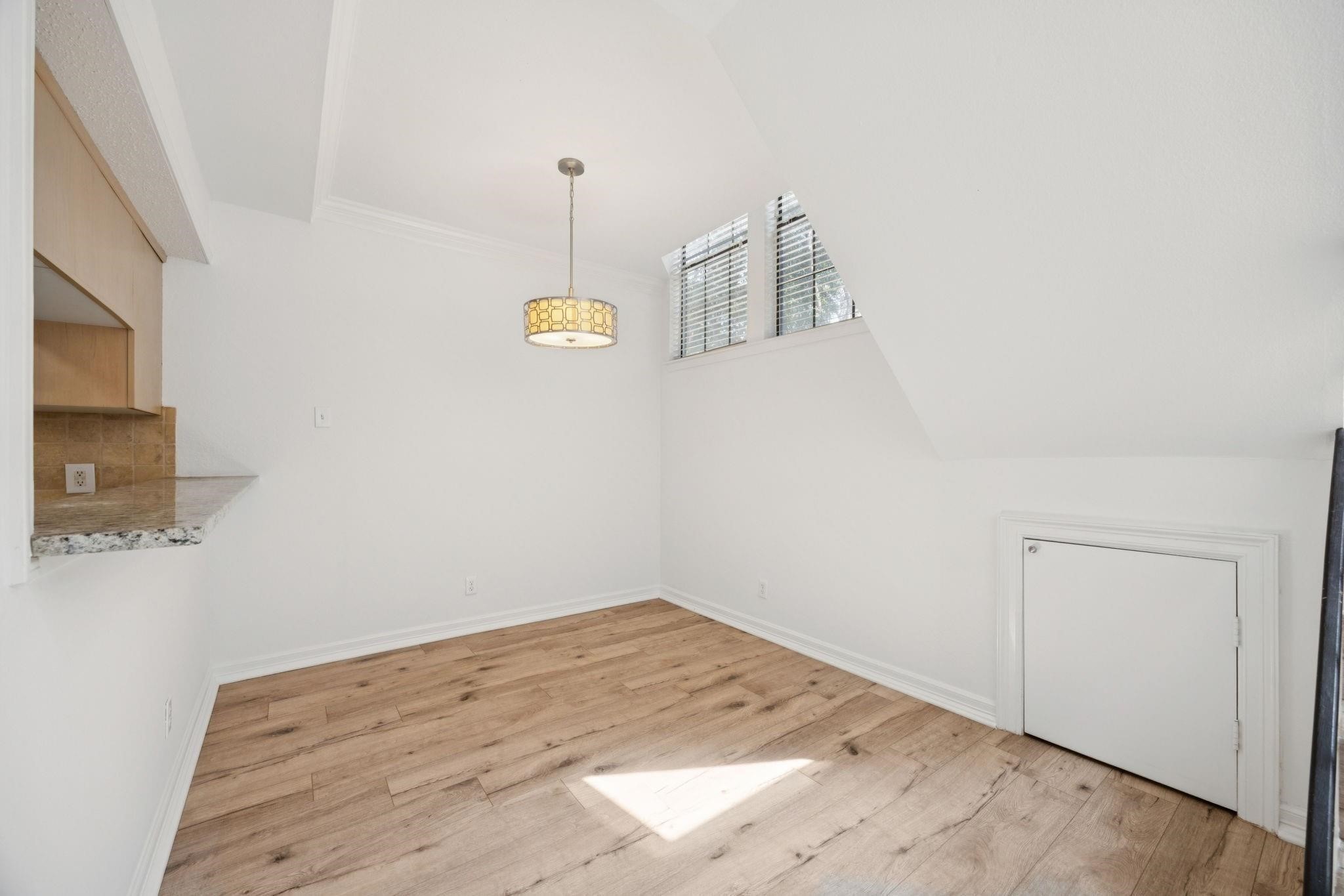 18240 Midway Road 904