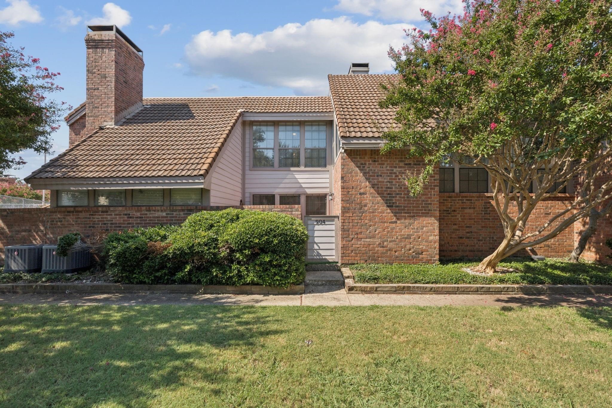 18240 Midway Road 904