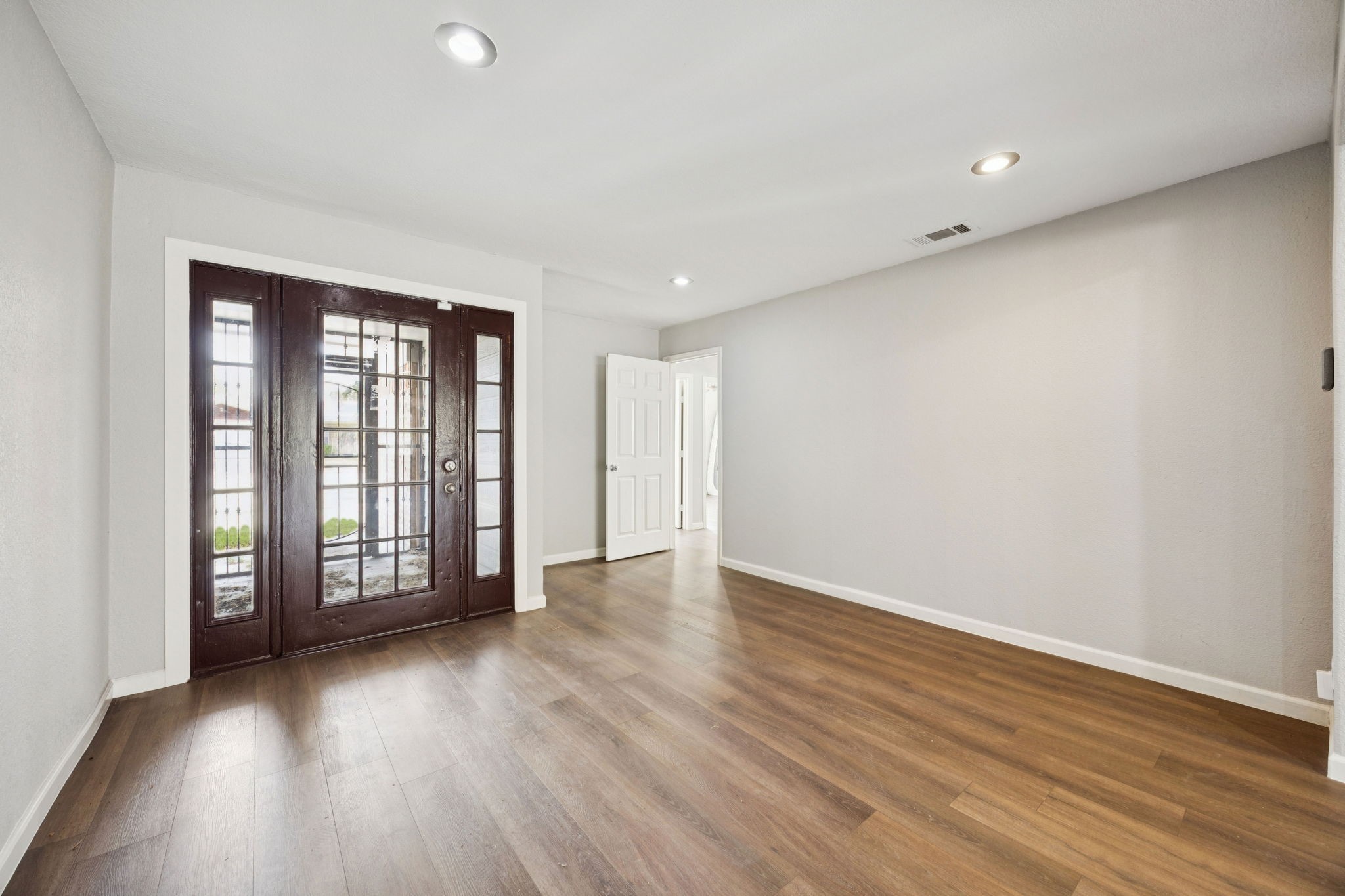 2801 Clearbrook Drive