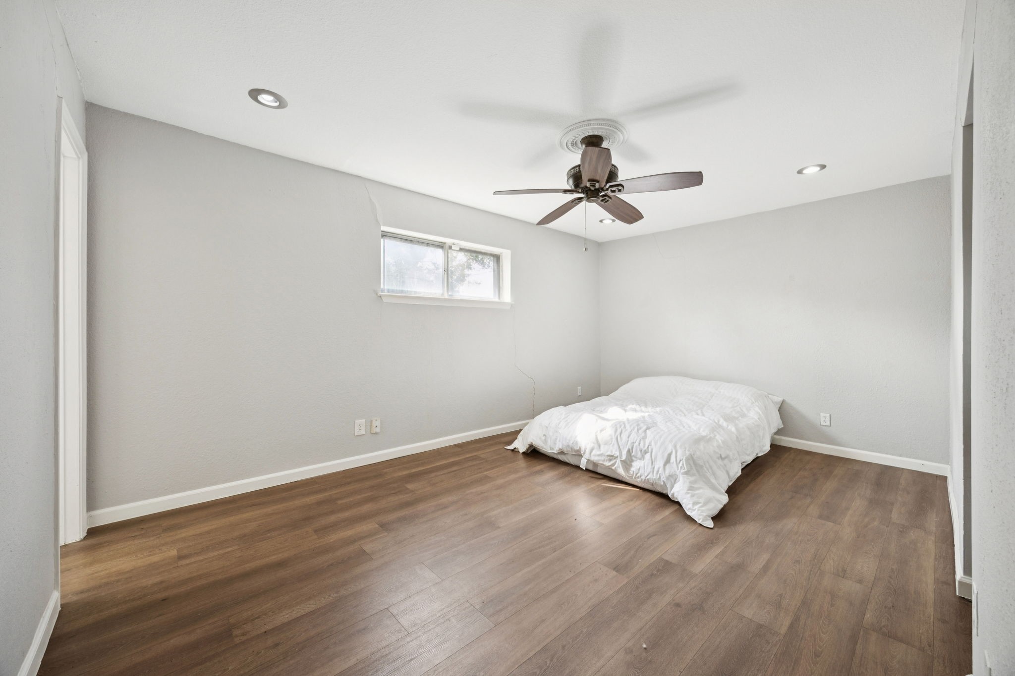 2801 Clearbrook Drive