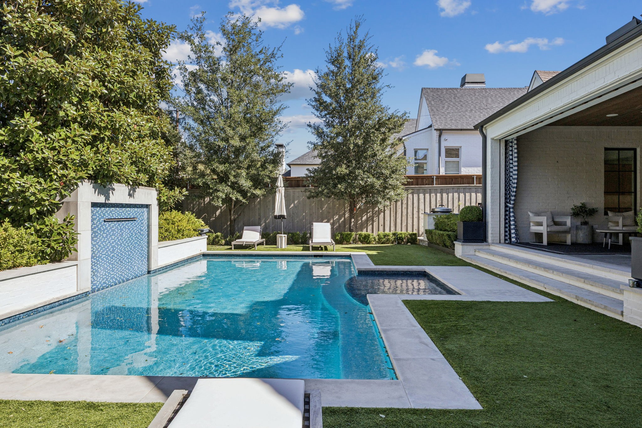 6815 Stichter Avenue