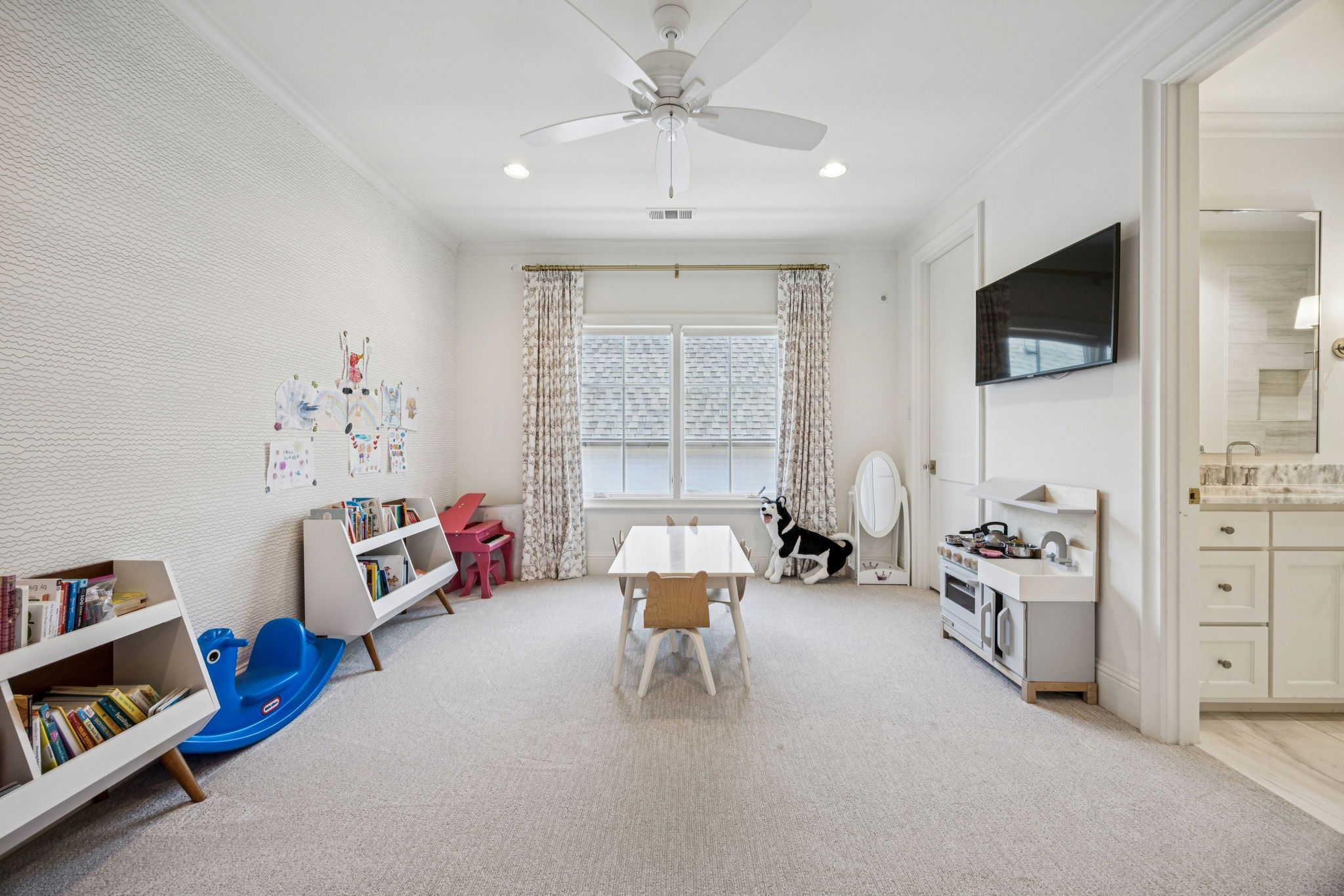 6815 Stichter Avenue