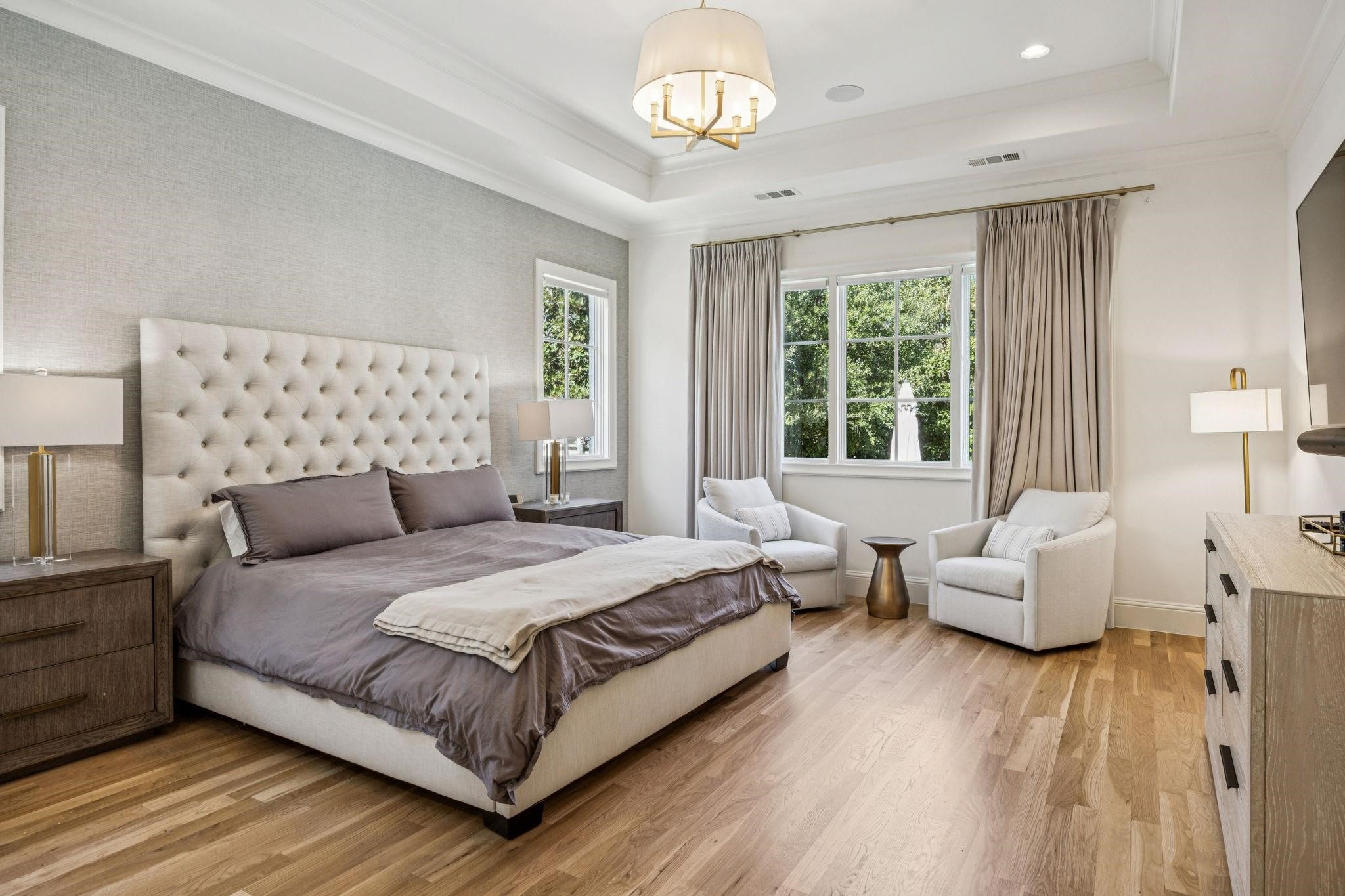 6815 Stichter Avenue