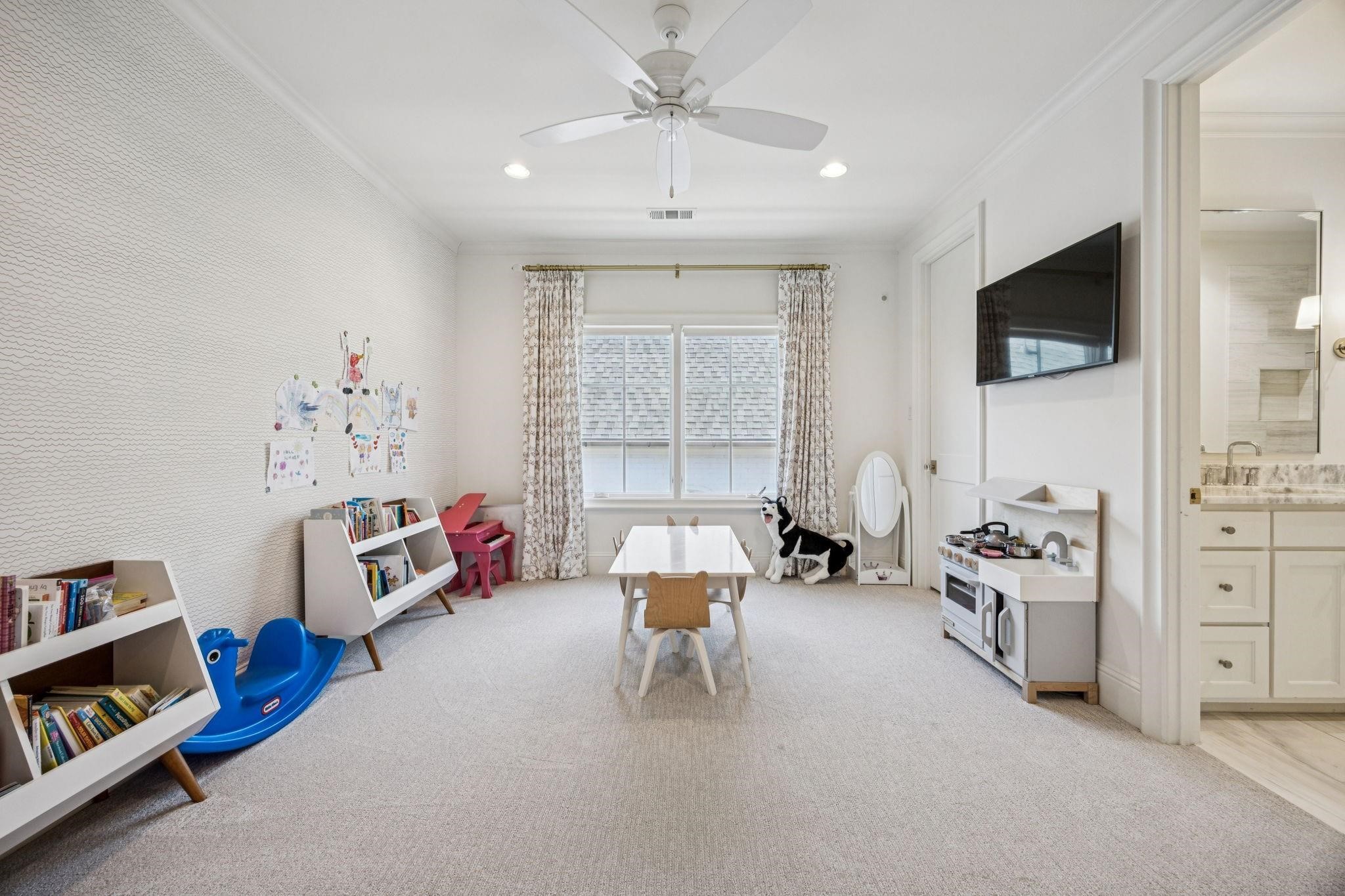 6815 Stichter Avenue