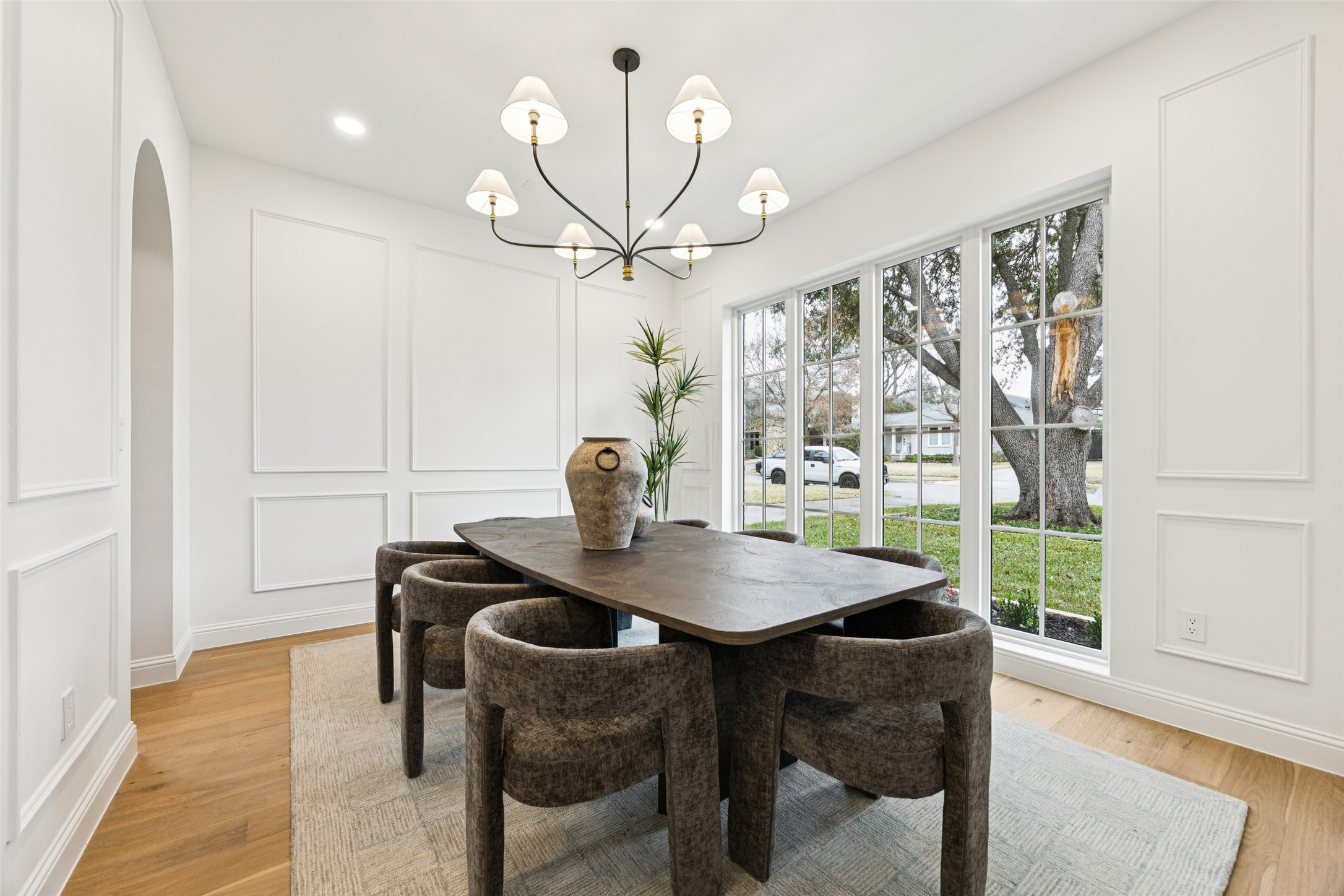 6860 Southridge Drive