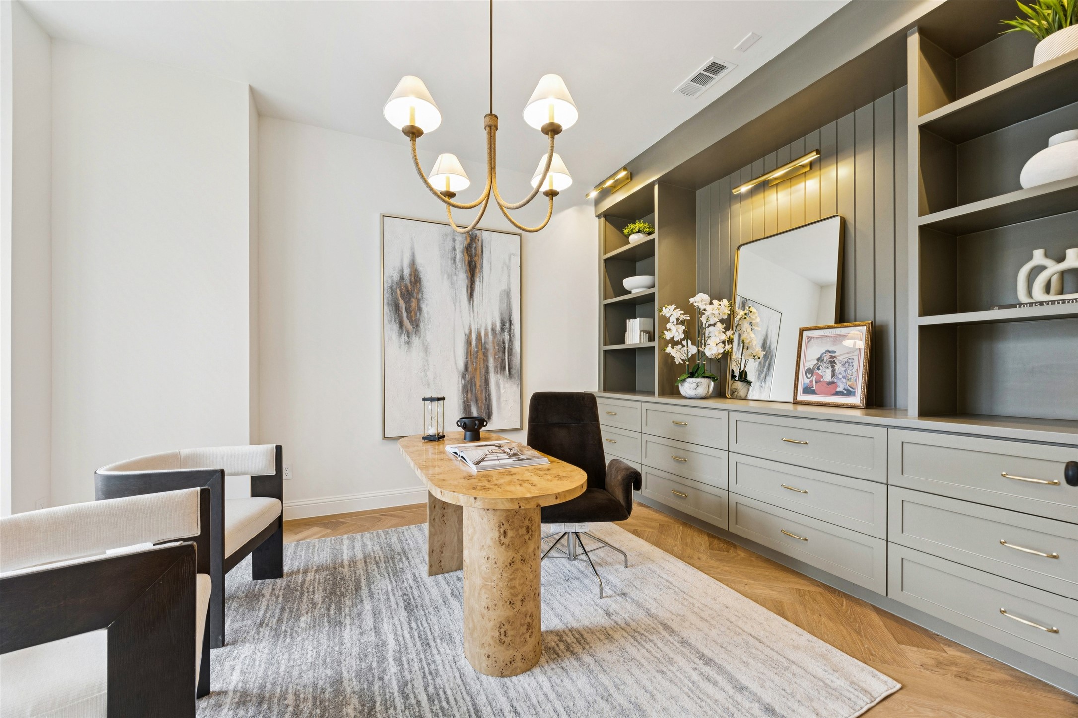 6860 Southridge Drive