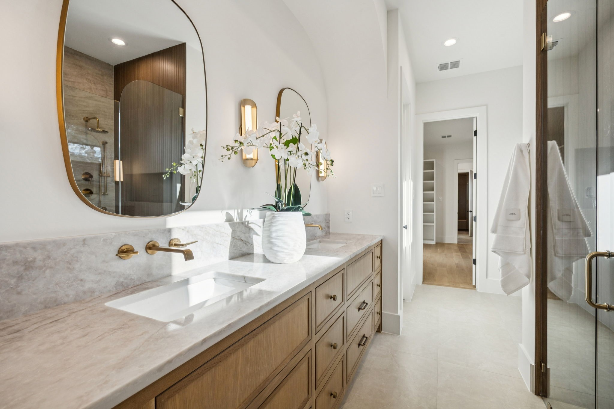 8811 Daytonia Avenue