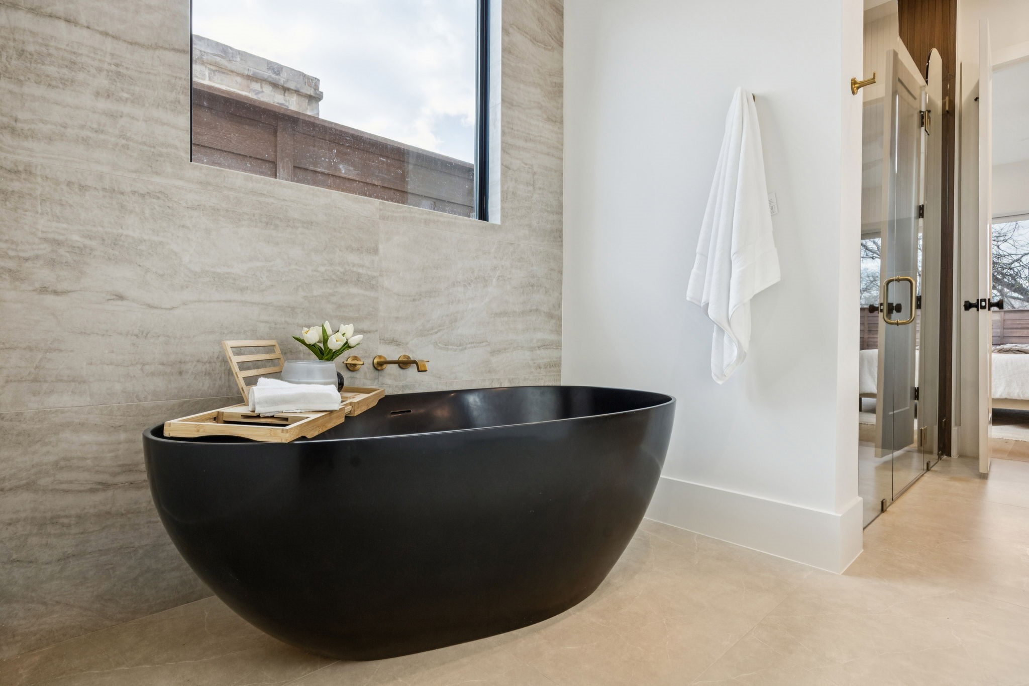 8811 Daytonia Avenue